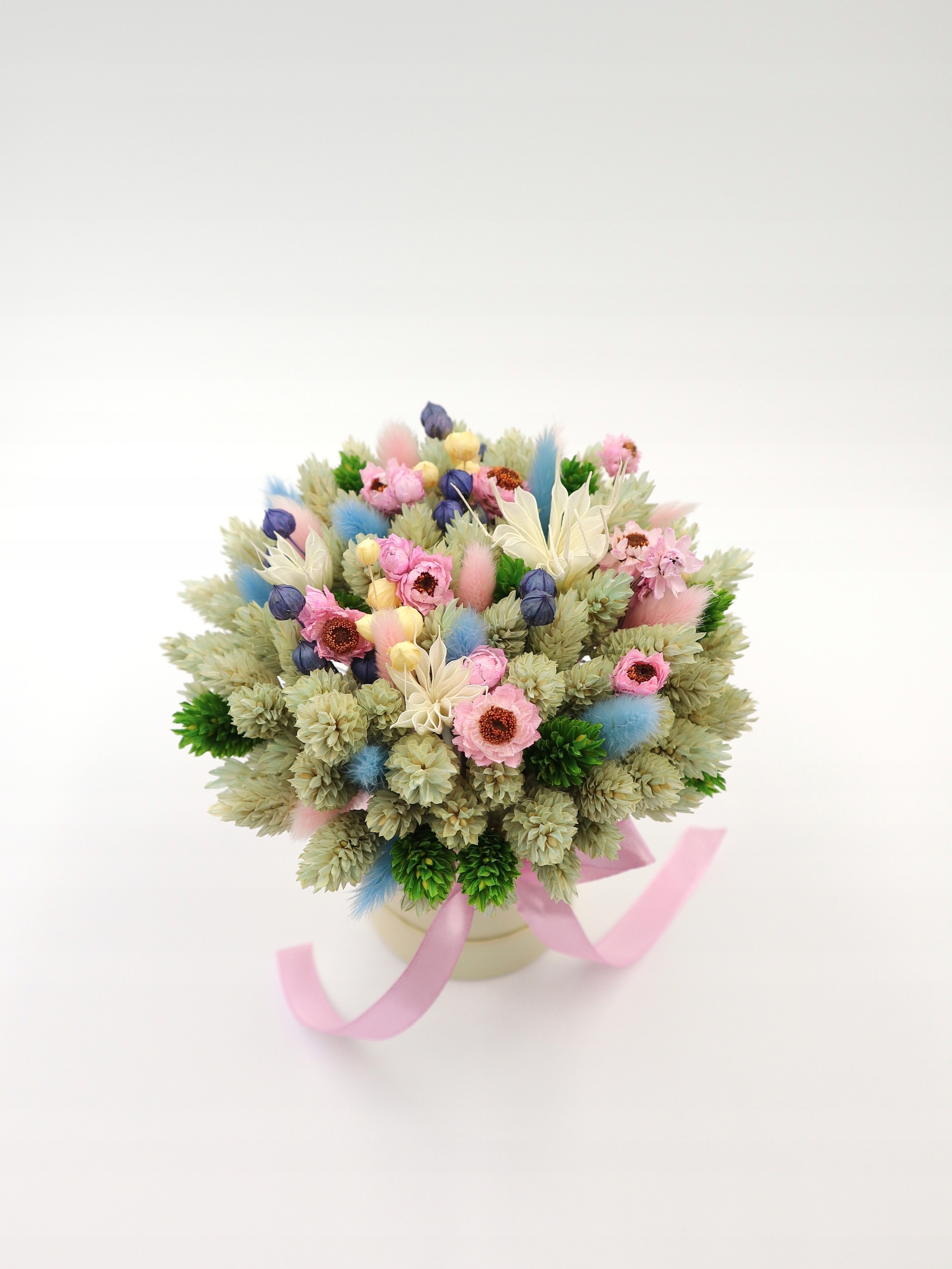 

FlowerBox z suszonych i stabilizowanych kwiatów