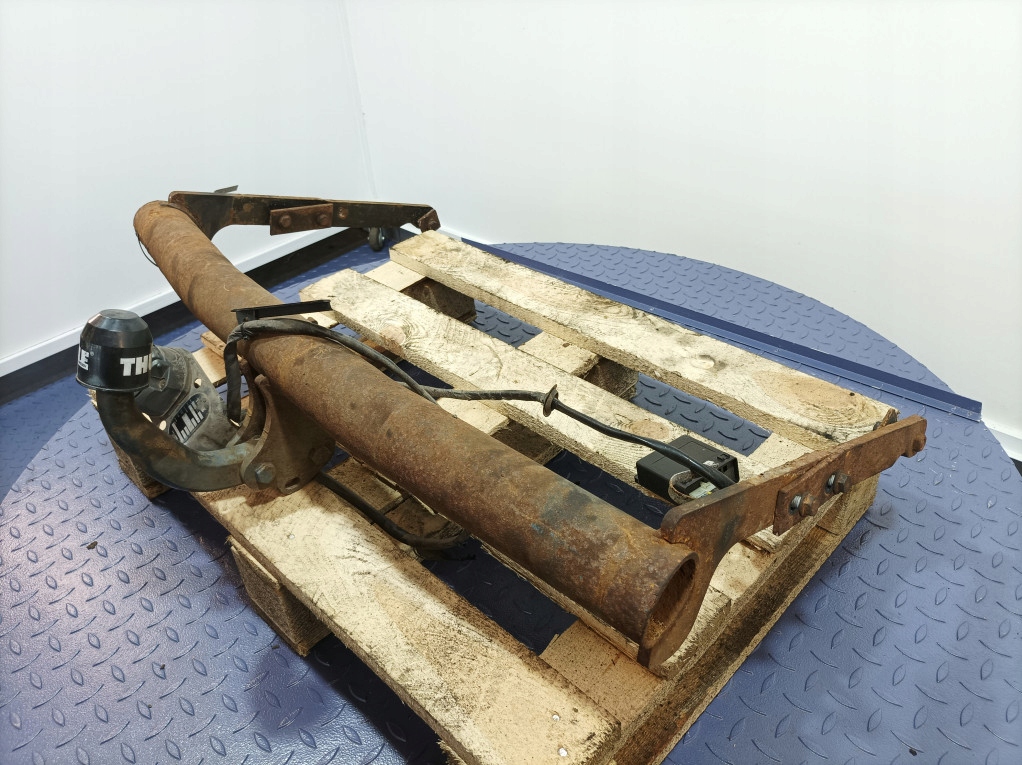 FORD MONDEO MK4 SEDAN HAK HOLOWNICZY 7 PIN THULE Numer katalogowy producenta 01