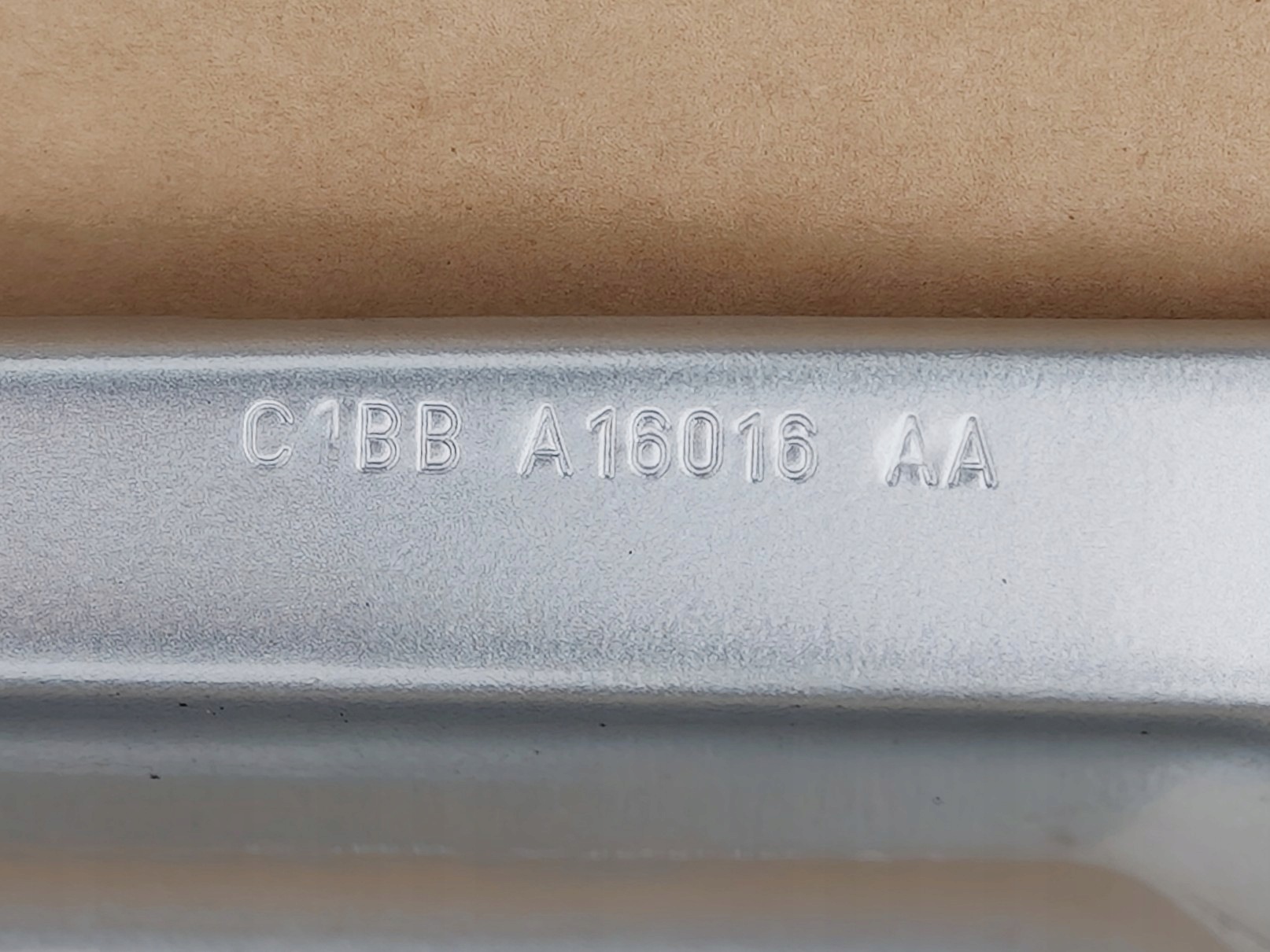 FORD FIESTA MK7 LIFT 2012-2017 kotflügel links vorne MOONDUST SILVER
