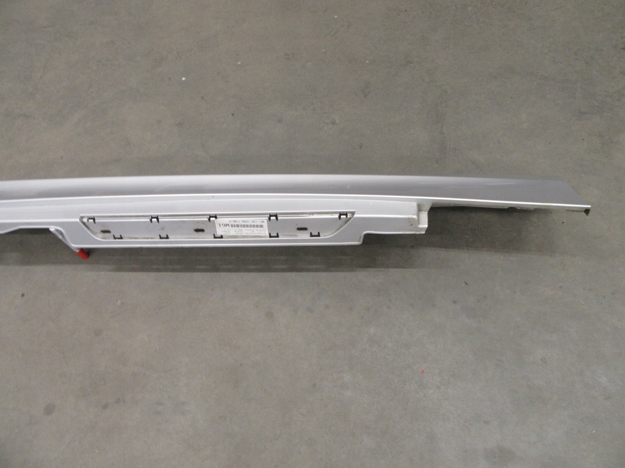 moulding cap threshold left BMW e87 LCI LIFT 354 Titansilber