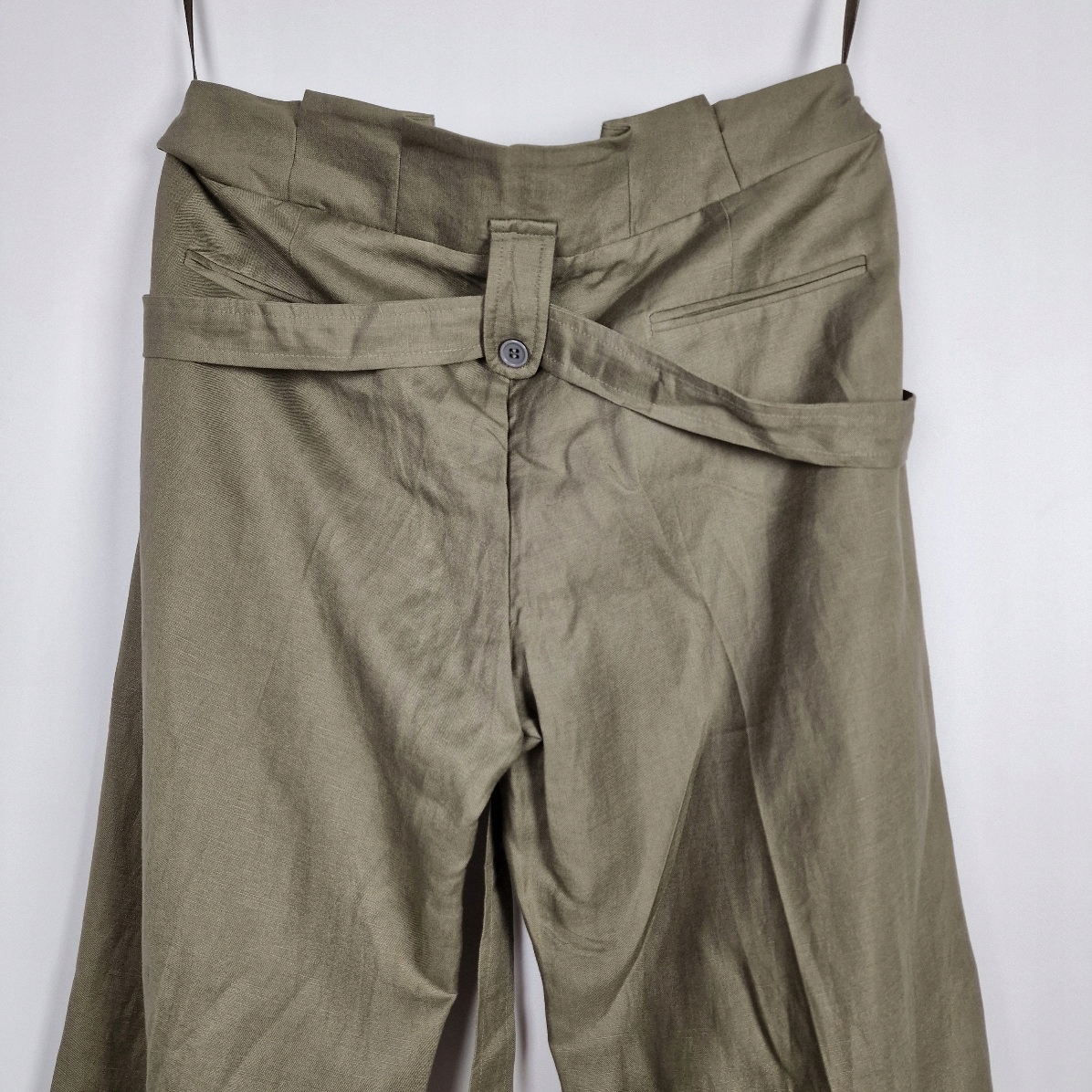 ESSENTIDAL STYLE NOWE LNIANE SPODNIE r.40 Fason szwedy