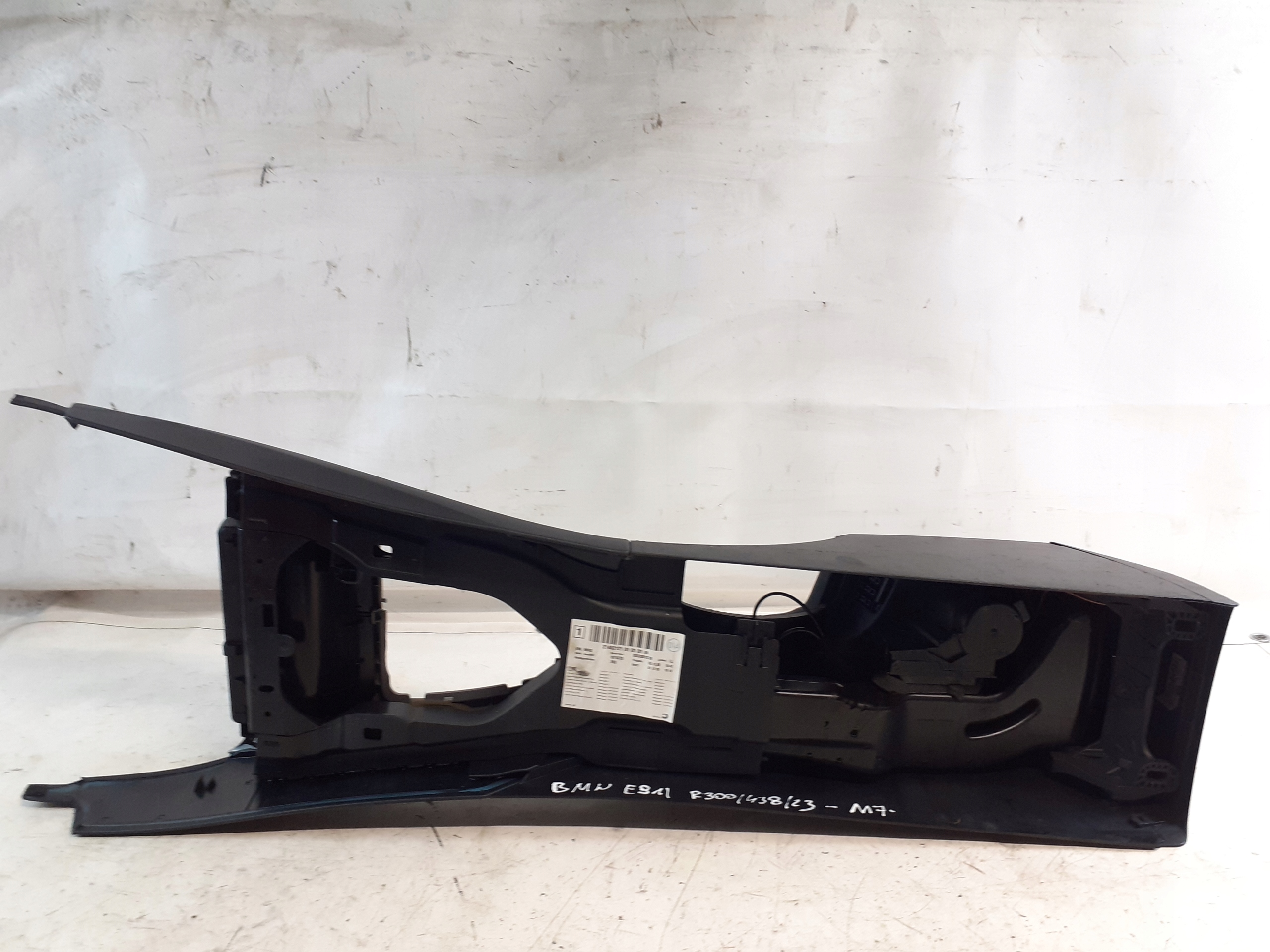 TUNEL central armrest BMW E90 E91 07R