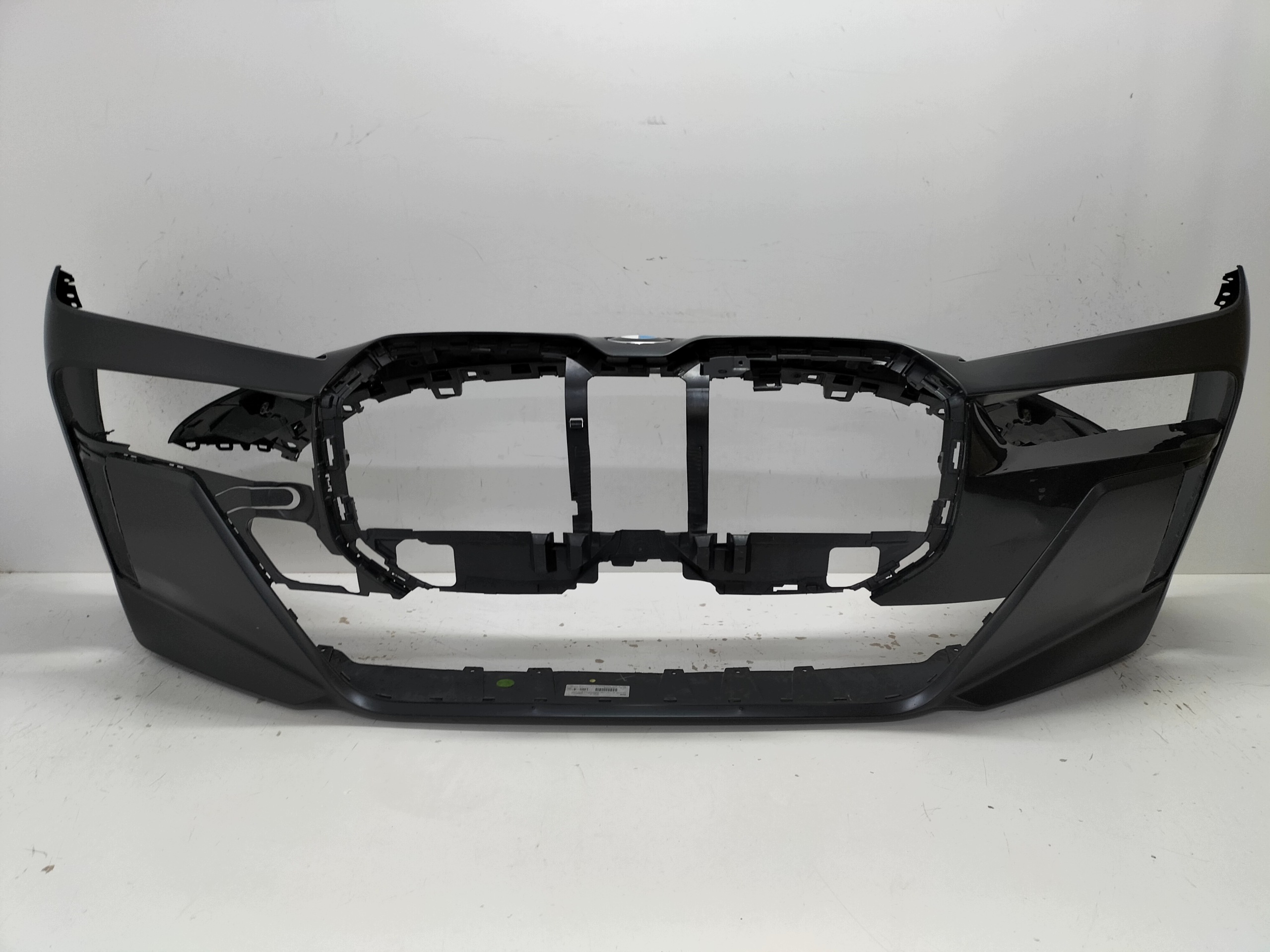 frontstoßstange vorne BMW 7 I7 G70 22- m-paket