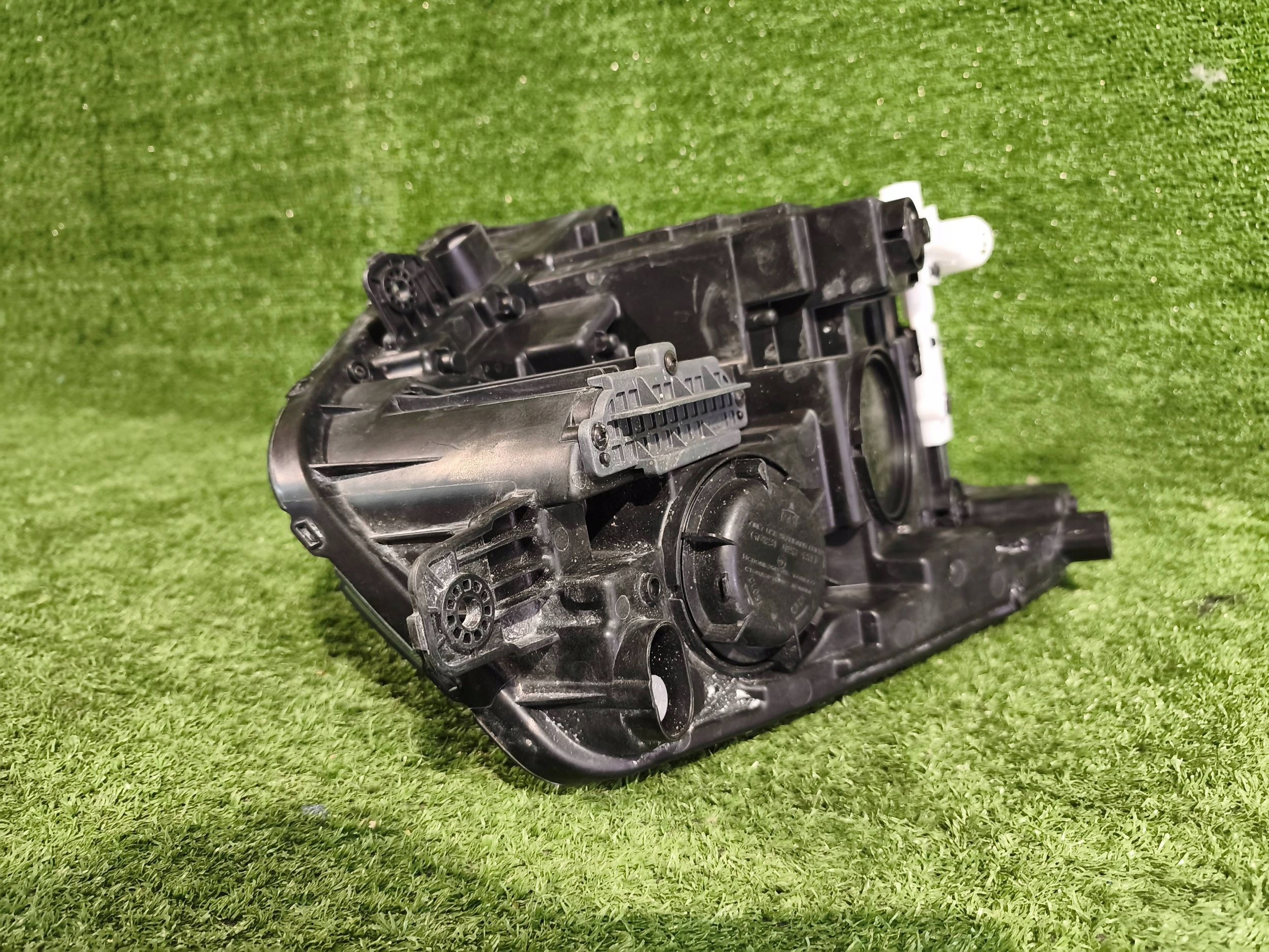 REFLEKTOR right front HYUNDAI KONA II 23- FULL LED NR.1241