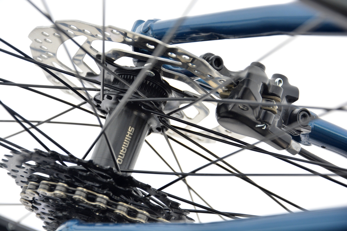 ROWER 28'' SPARTACUS CROSS 3.1 SHIMANO ACERA 3x8 hamulce hydrauliczne Model CROSS 3.1