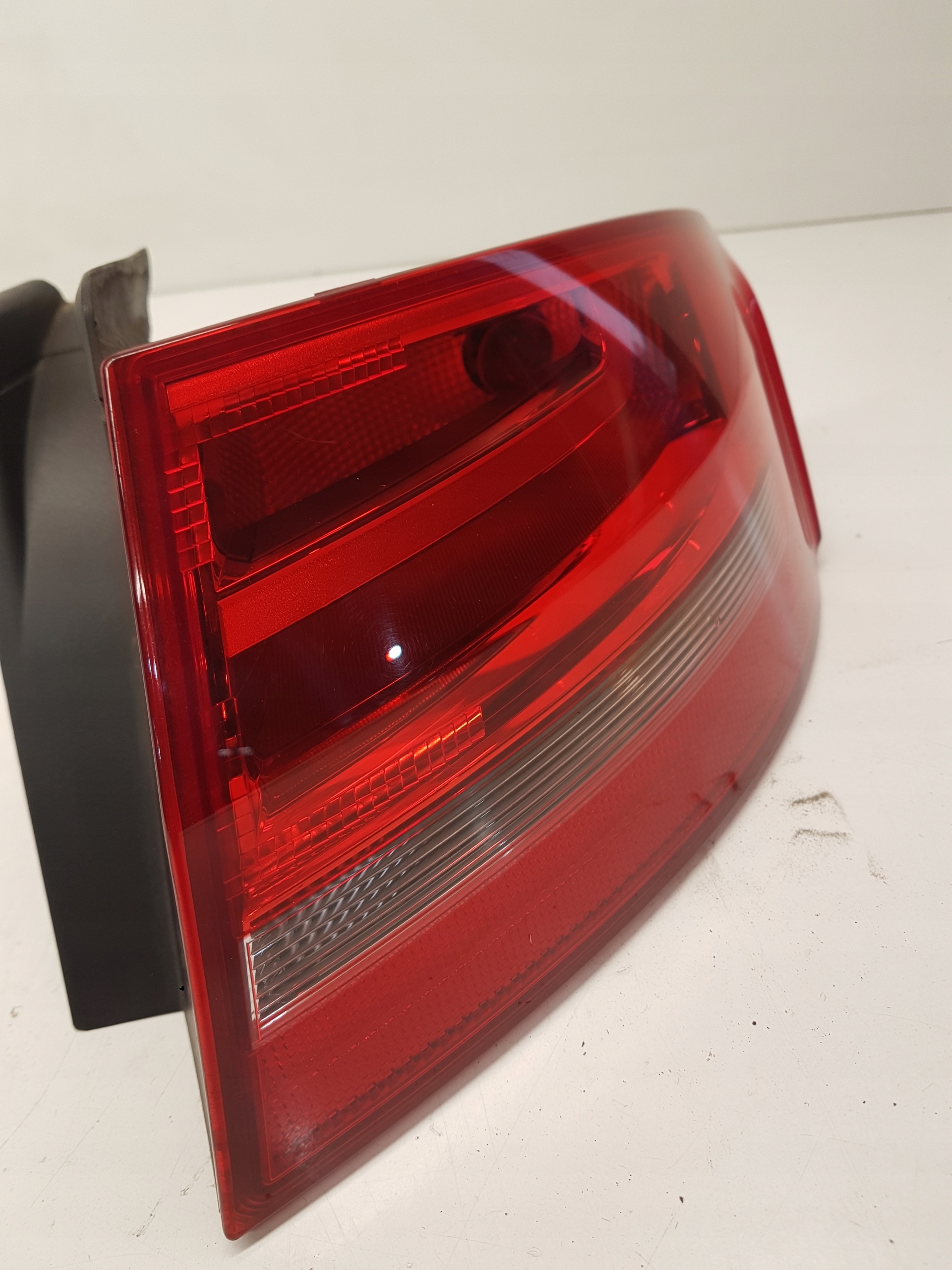 light right rear part W fender AUDI A4 B8 8K5945096AA