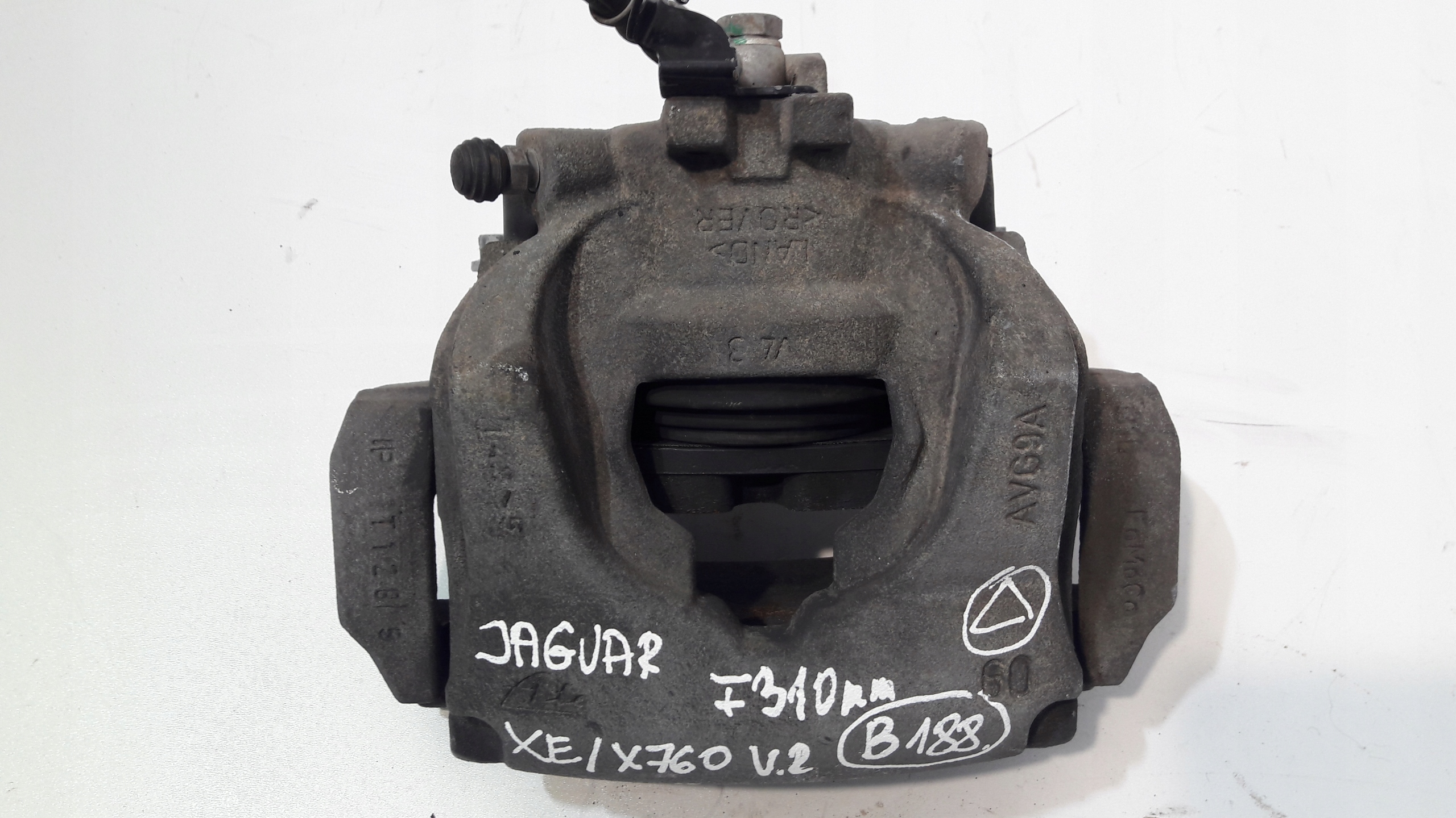 JAGUAR XE X760 2015 caliper brake left front AVG9A