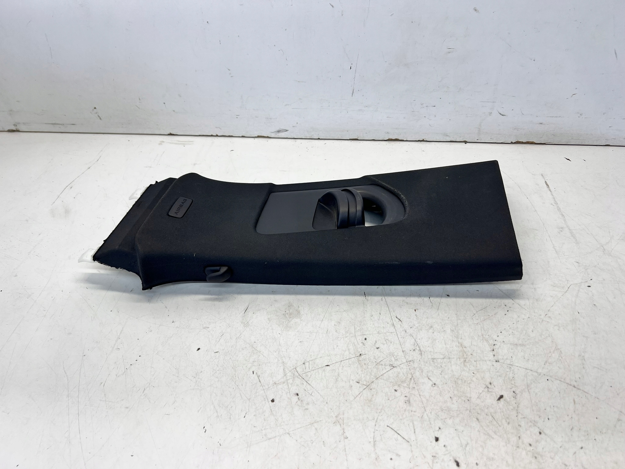 cover SLUPKA B left AUDI Q5 FY 80A867243B YW5