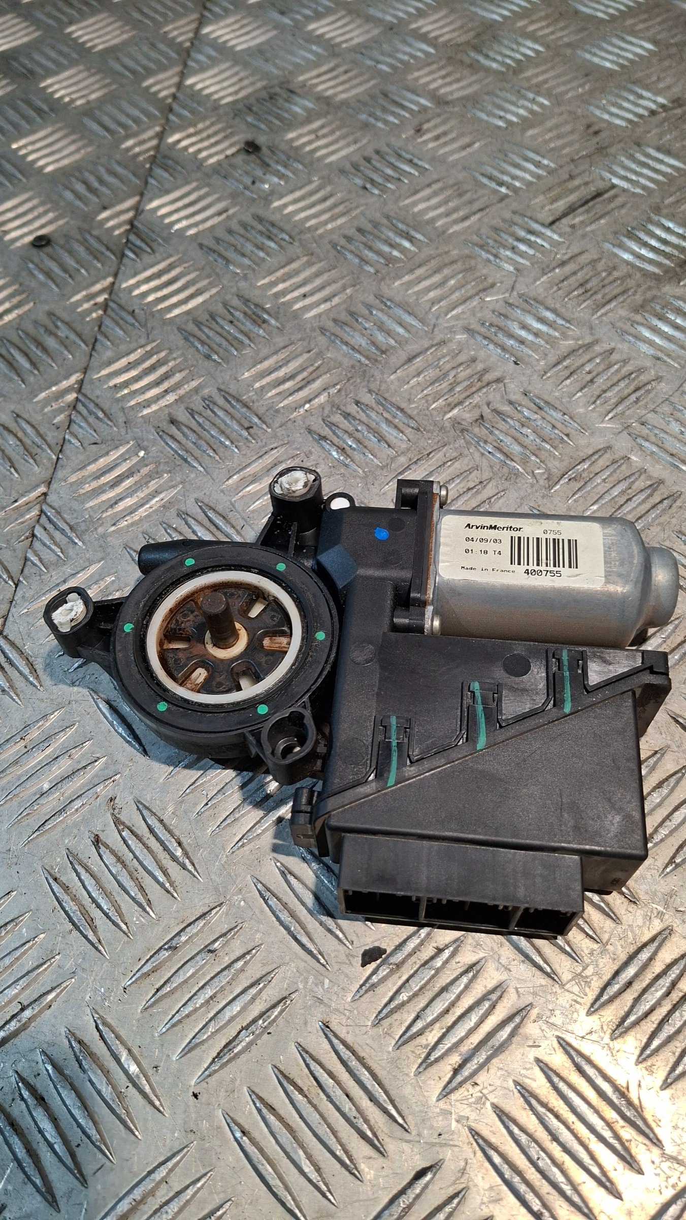 mini motor windows right front SKODA FABIA 2003r 601959802A