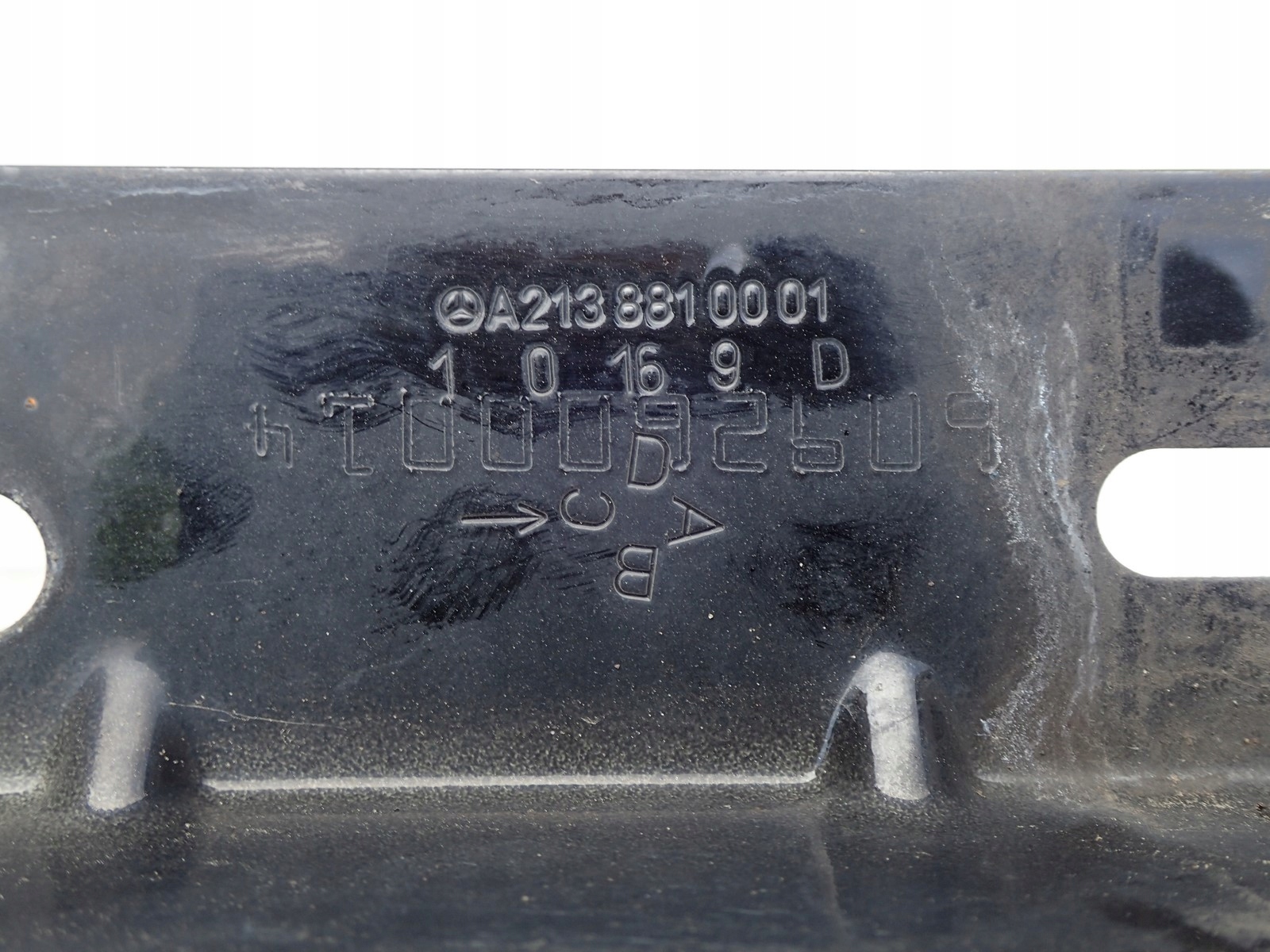 fender right front front MERCEDES E KLASA 213
