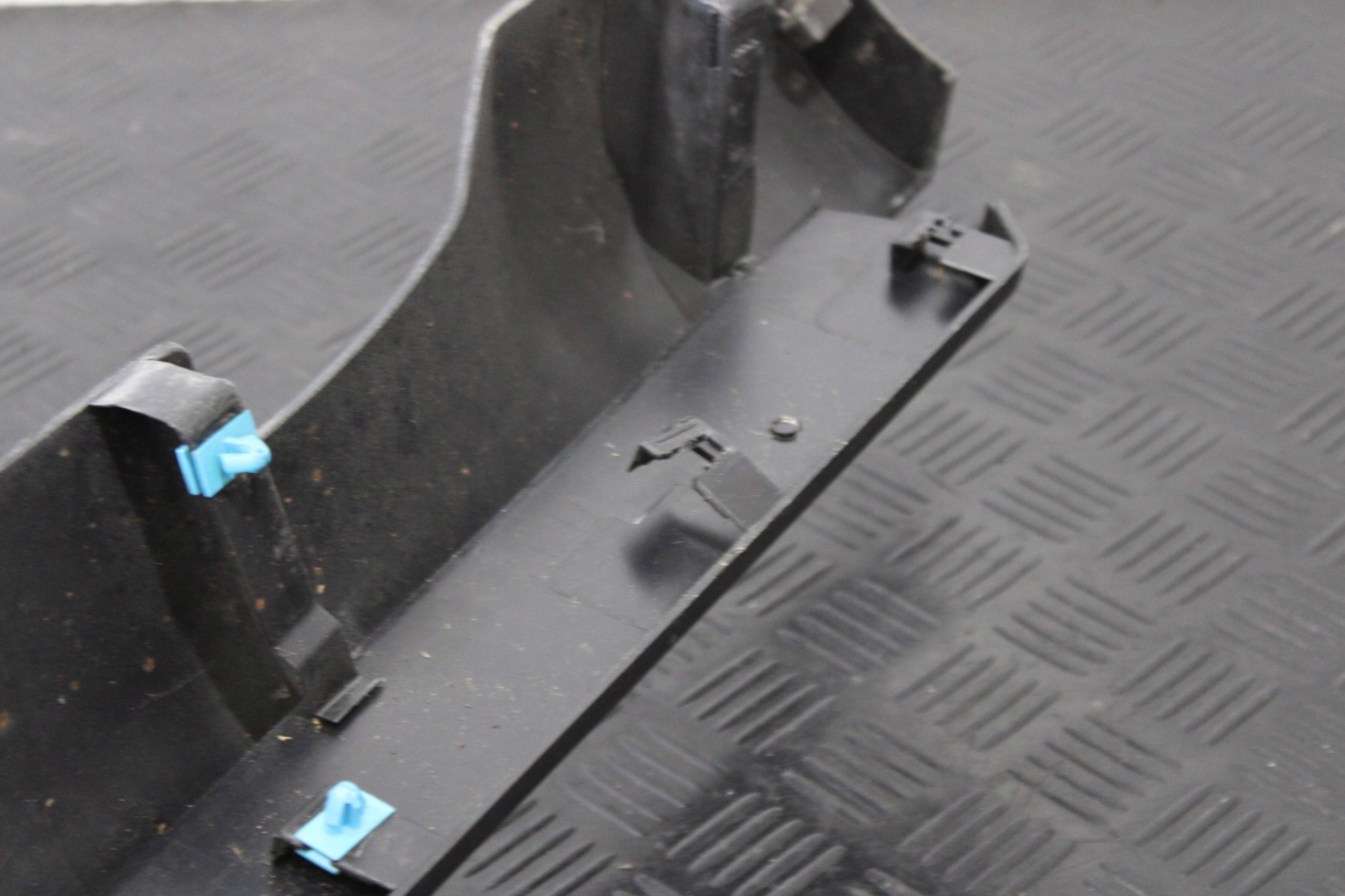 cap threshold threshold right 64720A JEEP CHEROKEE V 5 KL
