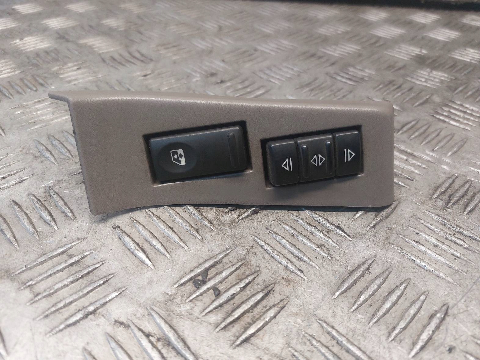 switch windows right front OPEL MOVANO A 7700351692G