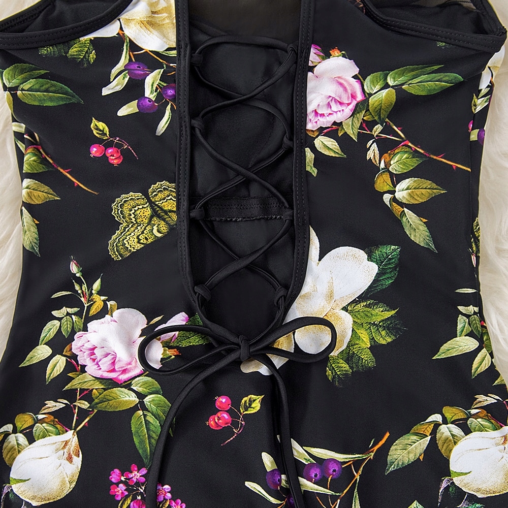 STRÓJ KĄPIELOWY JEDNOCZĘŚCIOWY KOSTIUM WYSZCZUPLAJĄCY DAMSKI CZARNY M 38 Wzór dominujący bez wzoru