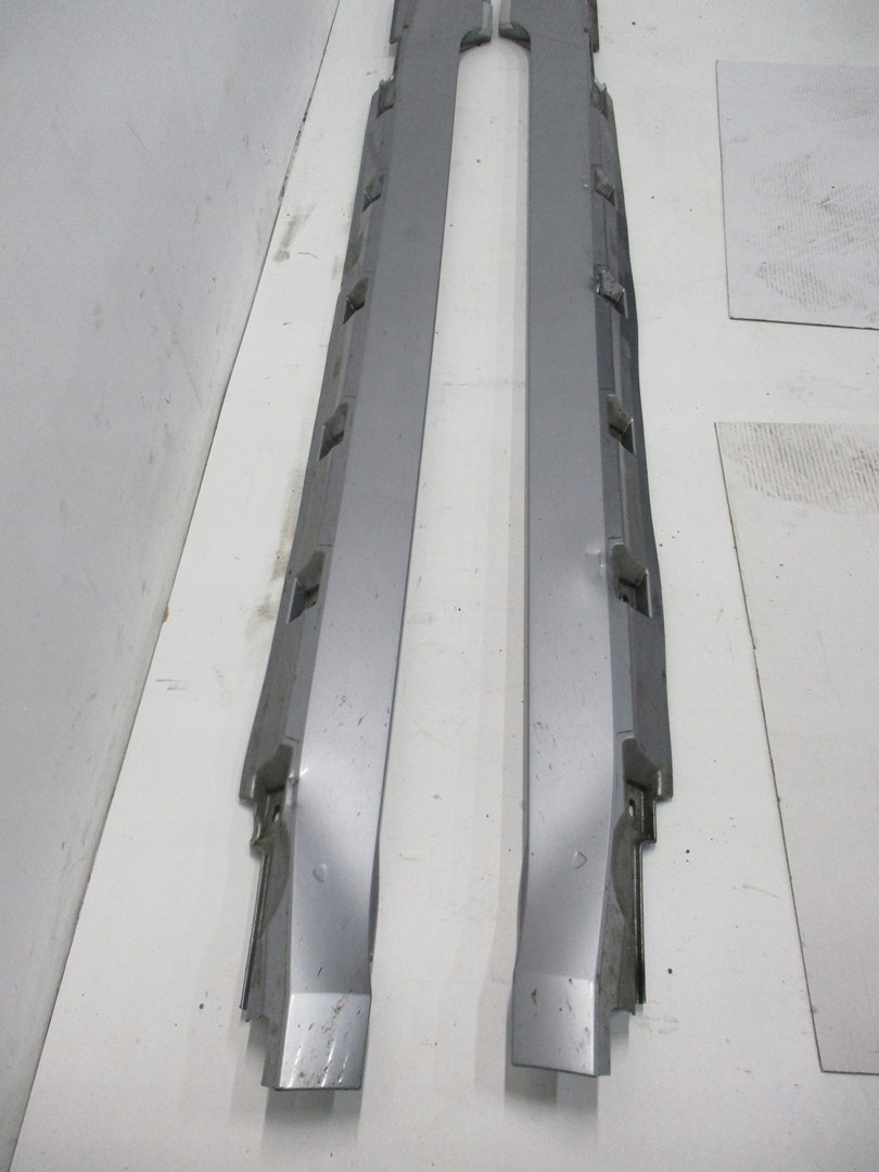 Nakładka progowa listwa VW ARTEON 3G8 LEWA Typ samochodu Samochody osobowe