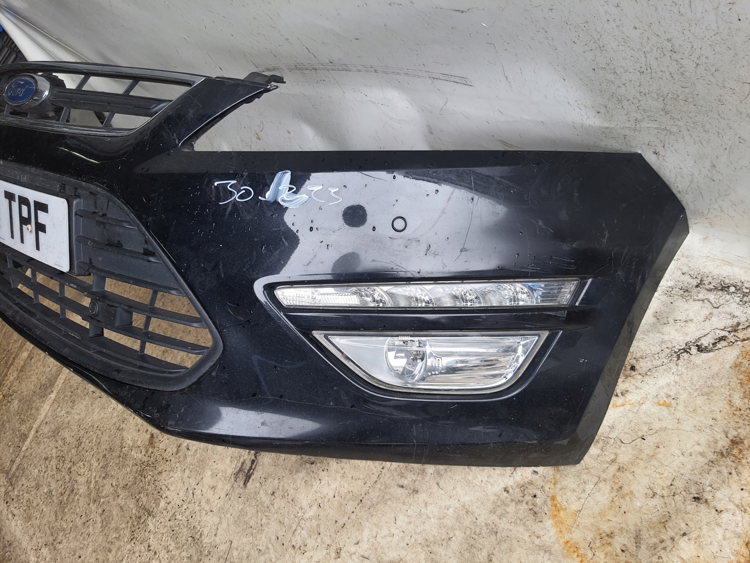 FORD MONDEO MK4 LIFT 10-14 bumper PDC + LED