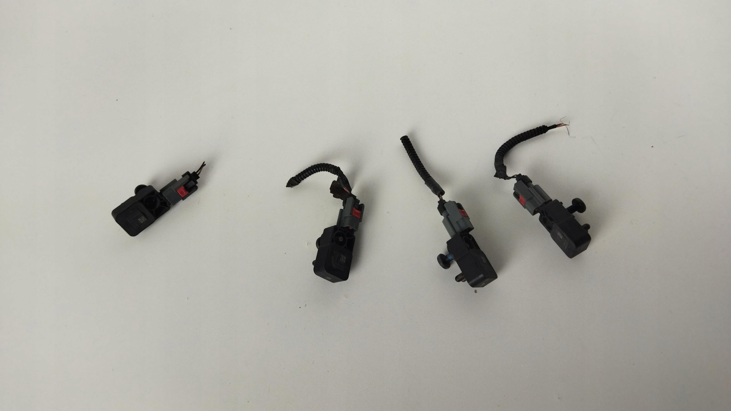 CAMARO 16-ДАТЧИК УДАРУ 13593676