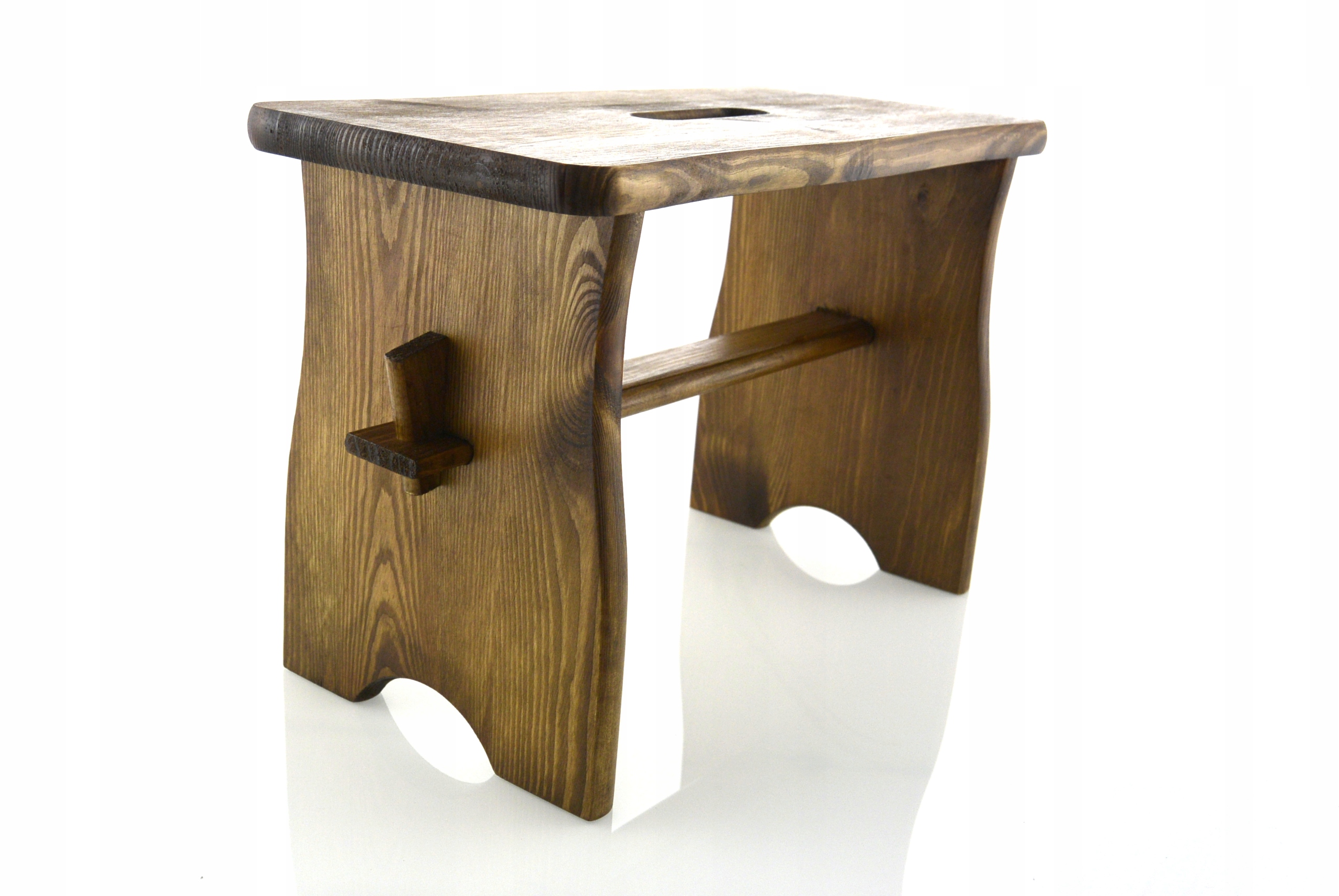 WYSOKI STOŁEK RYCZKA DREWNIANA BEJCOWANA KOLOR DĄB Pojemność skrzyni 1 l