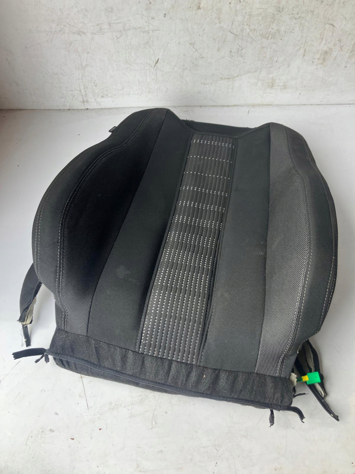 OPARCIE seat right front PEUGEOT 308 T9 GRZANE