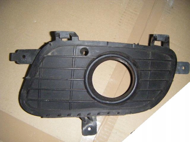 MERCEDES A169 A 169 KRATKA ZASLEPKA W ZDERZAK LEWA