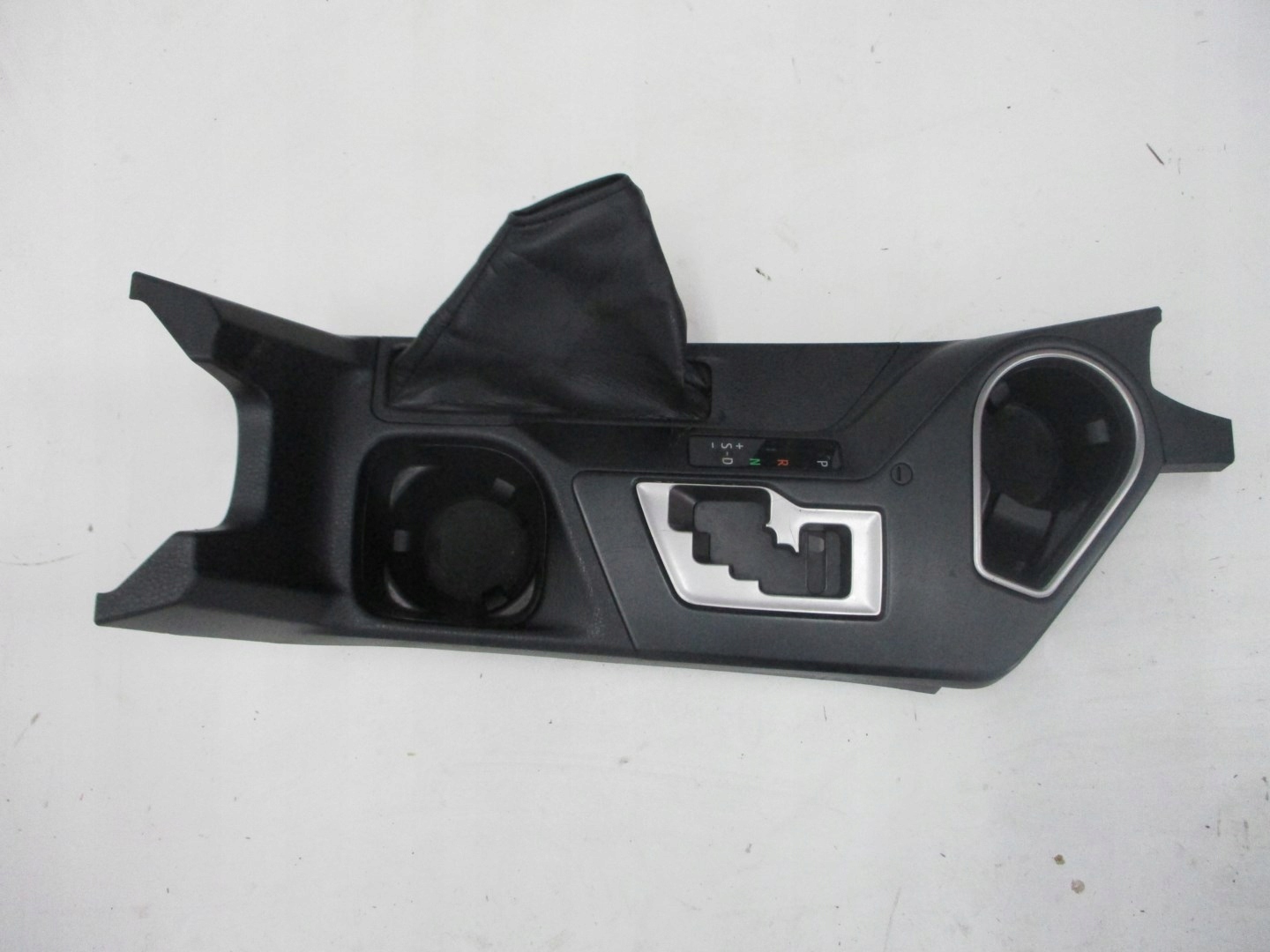 cap PANEL tunnel TOYOTA RAV 4 58803-42010 20R
