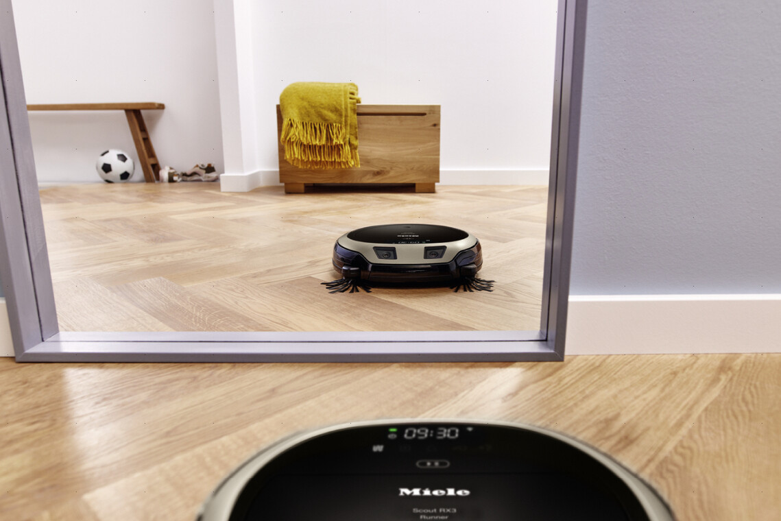 MIELE RX3 RUNNER SCOUT - ROBOT SPRZĄTAJĄCY Pojemność zbiornika na kurz 0.4 l