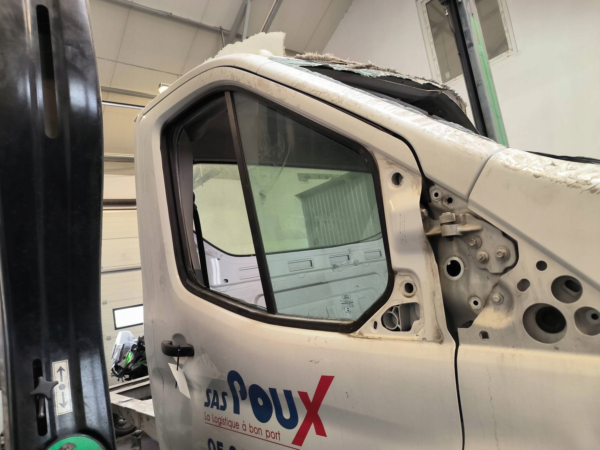 door right front FORD TRANSIT MK8
