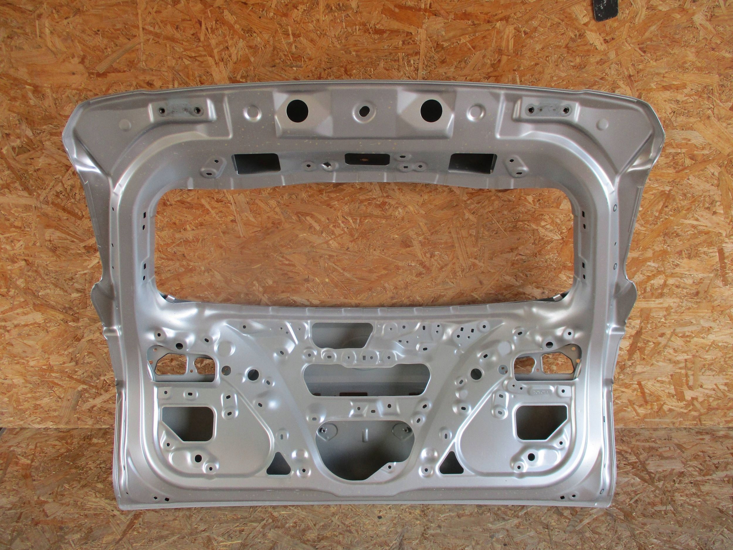 boot door rear TOYOTA COROLLA CROSS