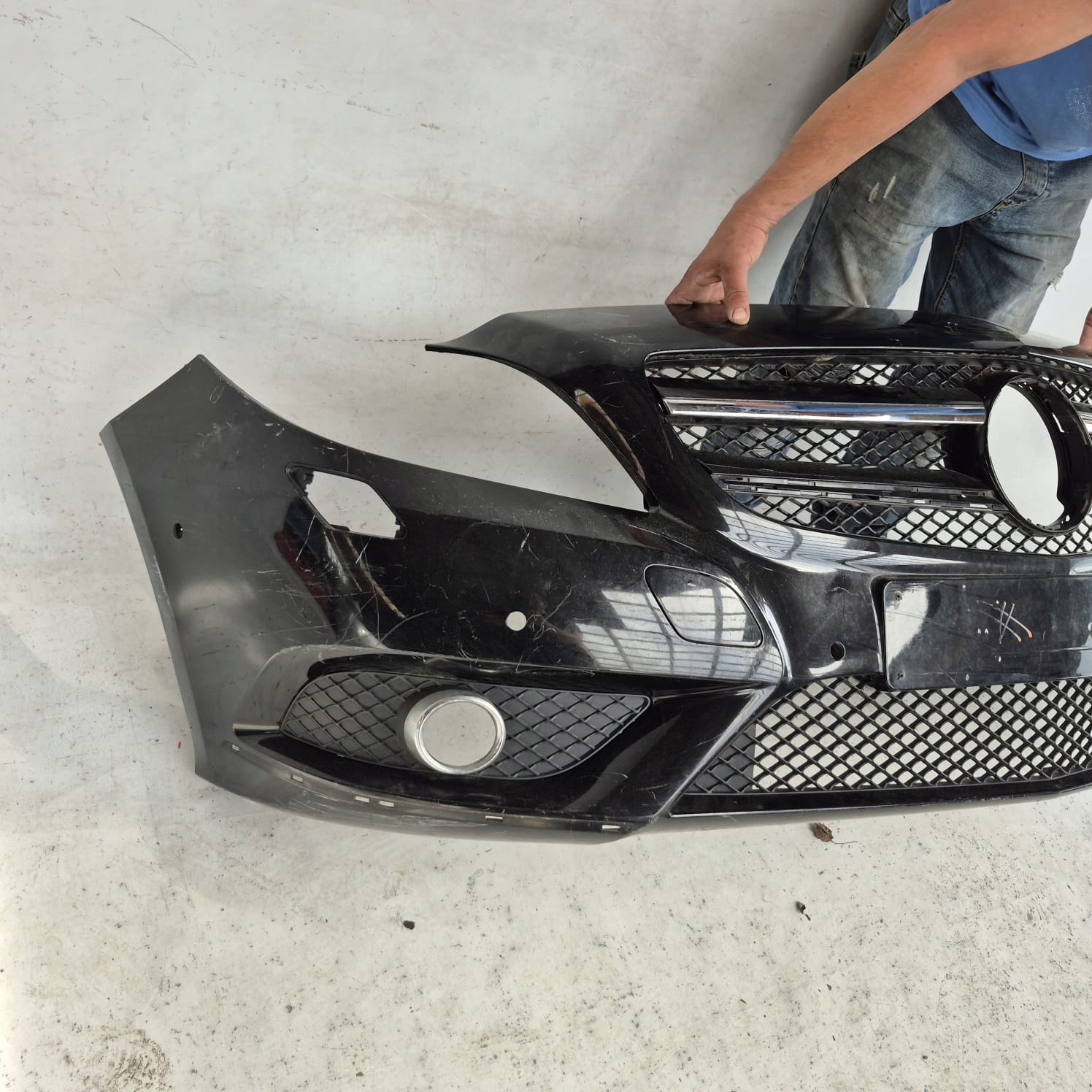 MERCEDES B-KLASA W246 11- bumper front front SPR PDC A2468850525