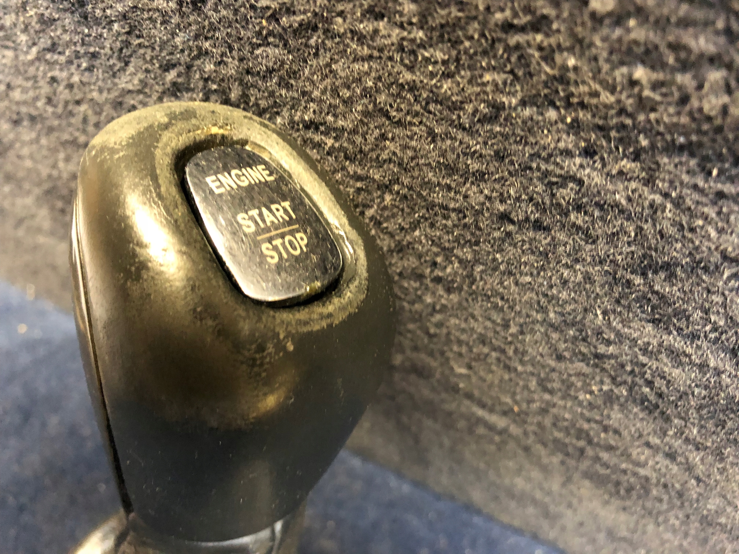 MERCEDES-BENZ W211 сильфон ручка A2112673510