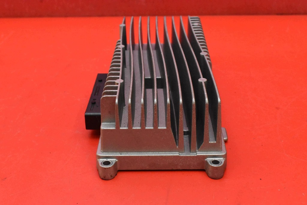 amplifier RADIA 8R0035223H AUDI A4 B8 LIFT 11-16