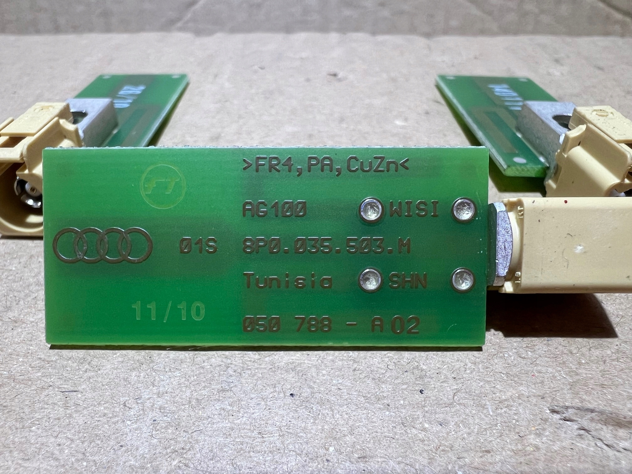 AUDI Antenne BLUETOOTH 8P0035503M