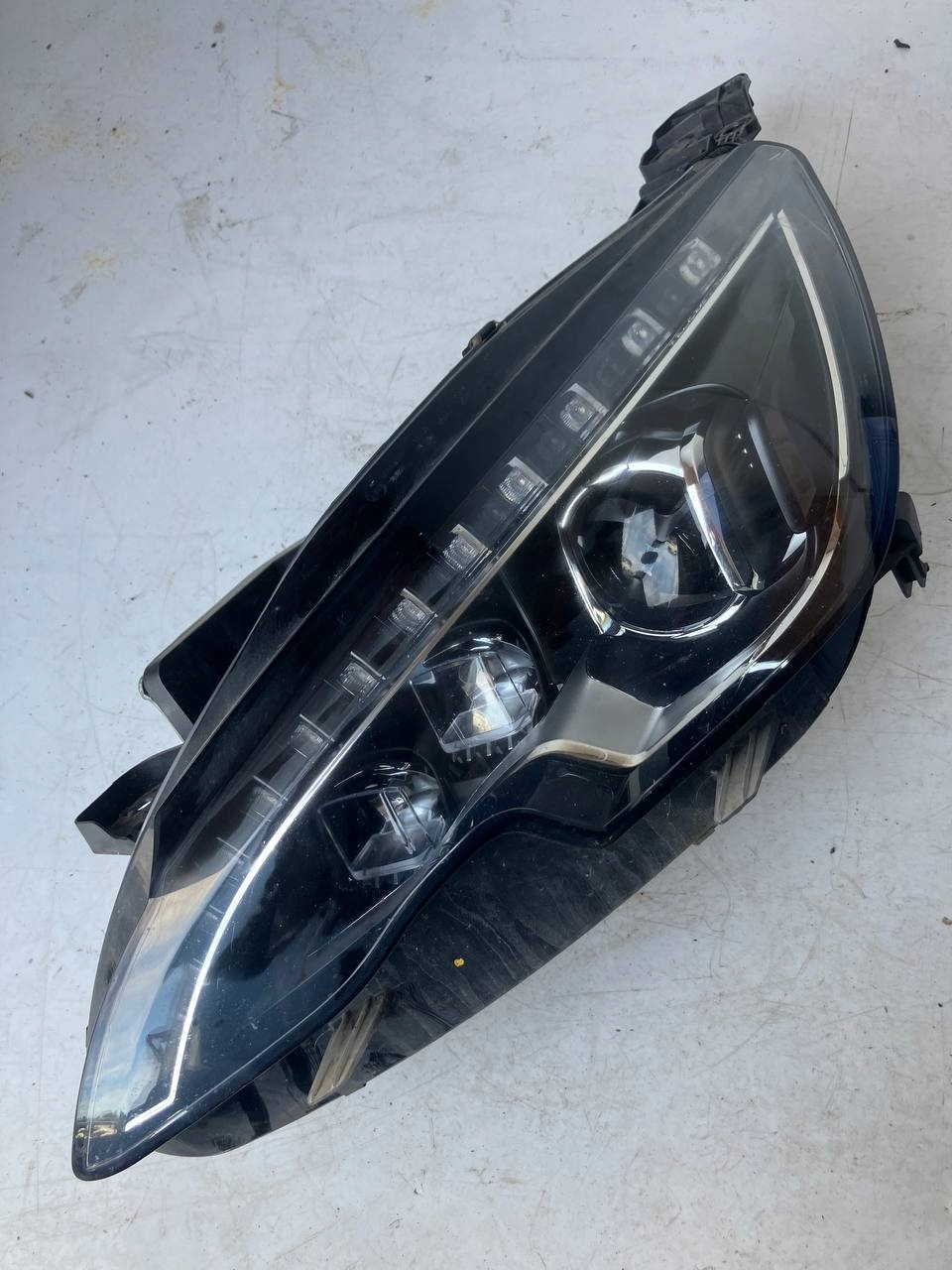 light left front PEUGEOT 308 T9 LIFT FULL LED 9677832480 complete BDB