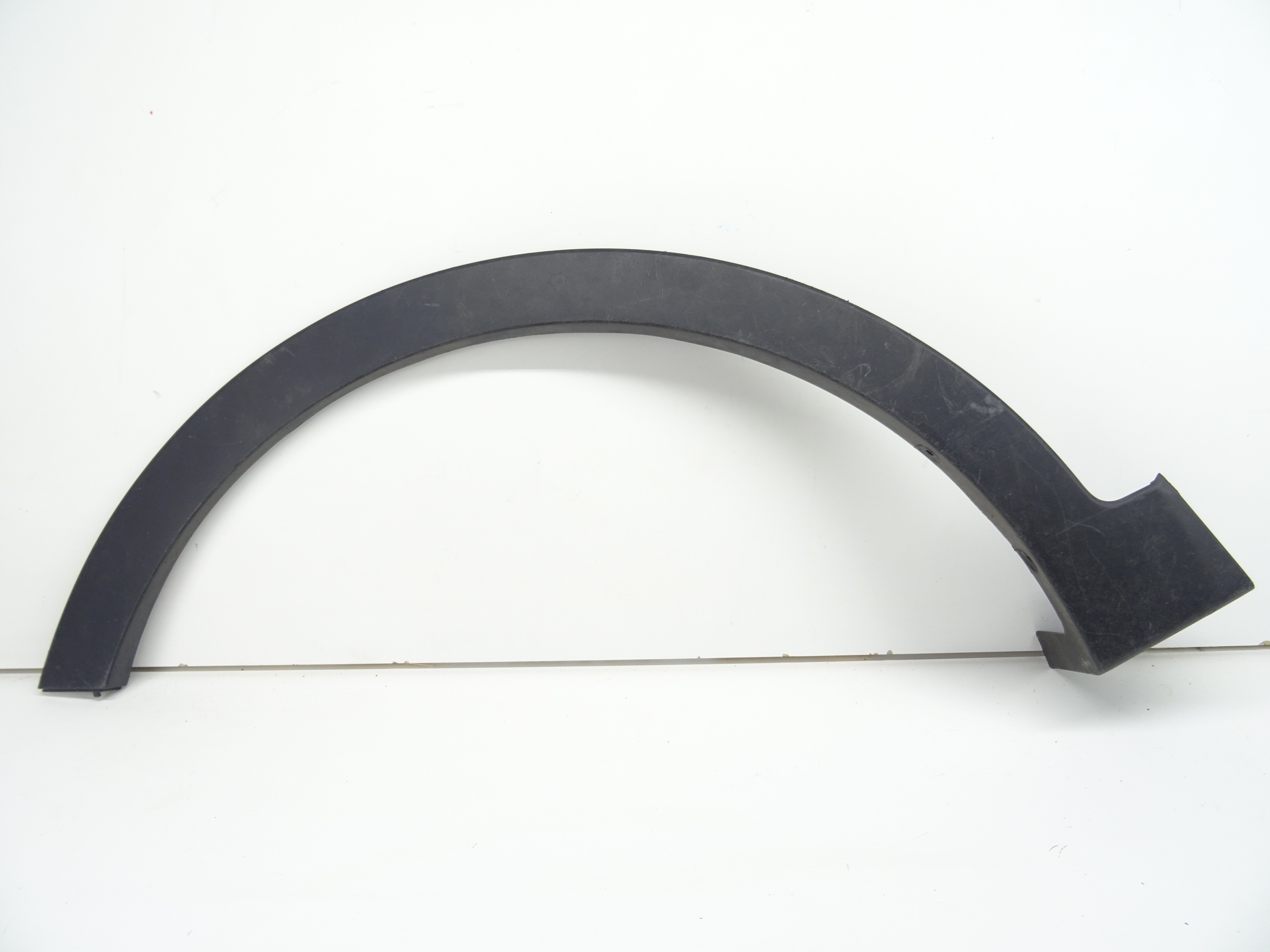 87711-2W000 - Hyundai SANTA FE Бризговики лівий передній B460