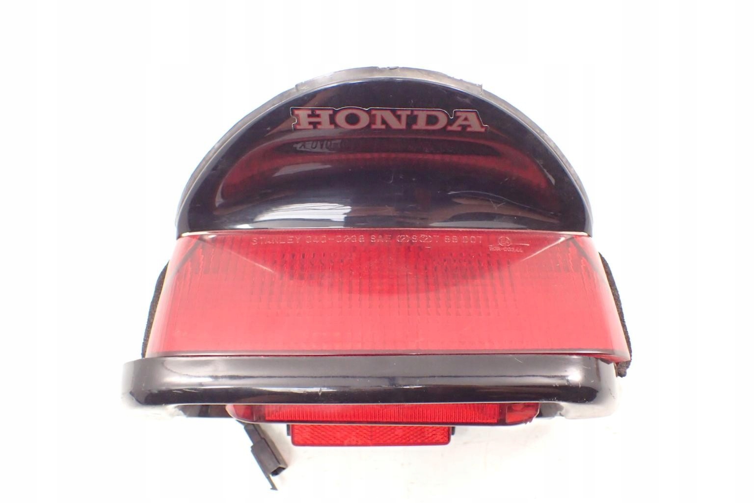 Honda VFR 750 RC36 Lampa tył