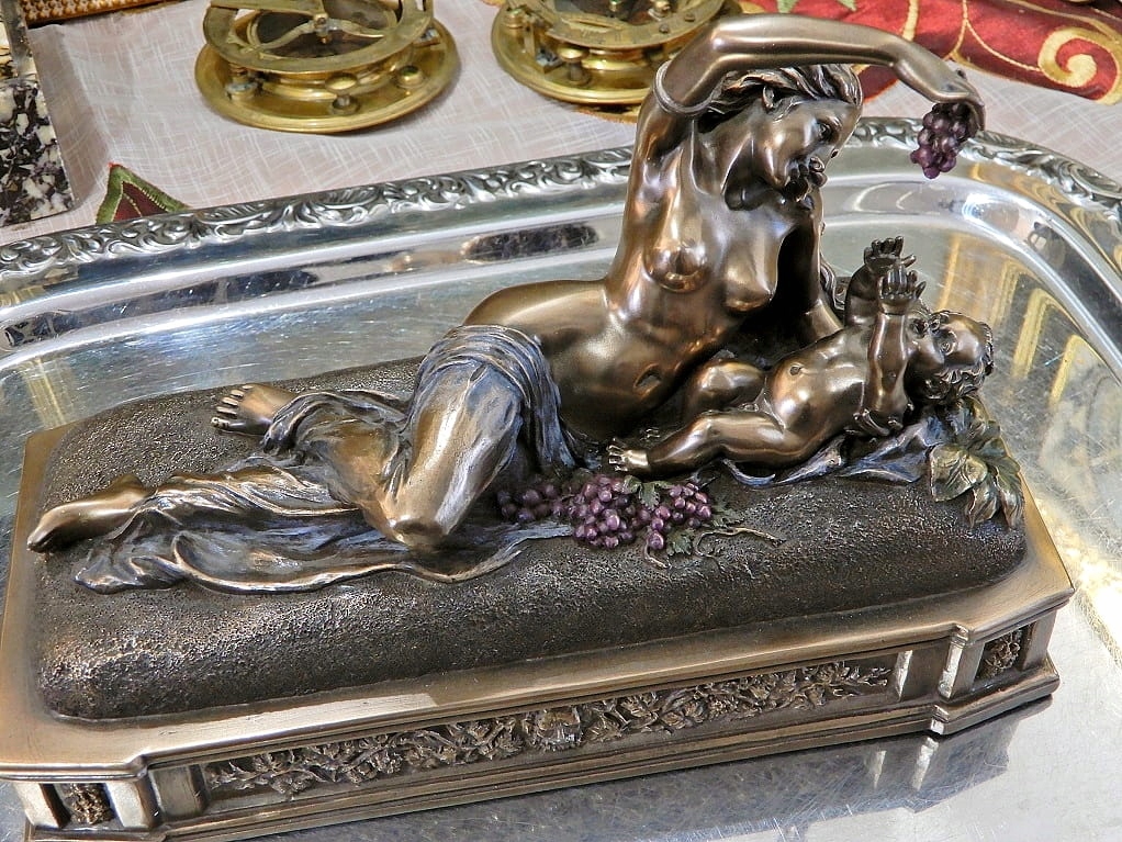 VENUS I AMOR PIĘKNA RZEŹBA MIŁOŚĆ NA NOWE LOKUM v Wysokość produktu 17 cm