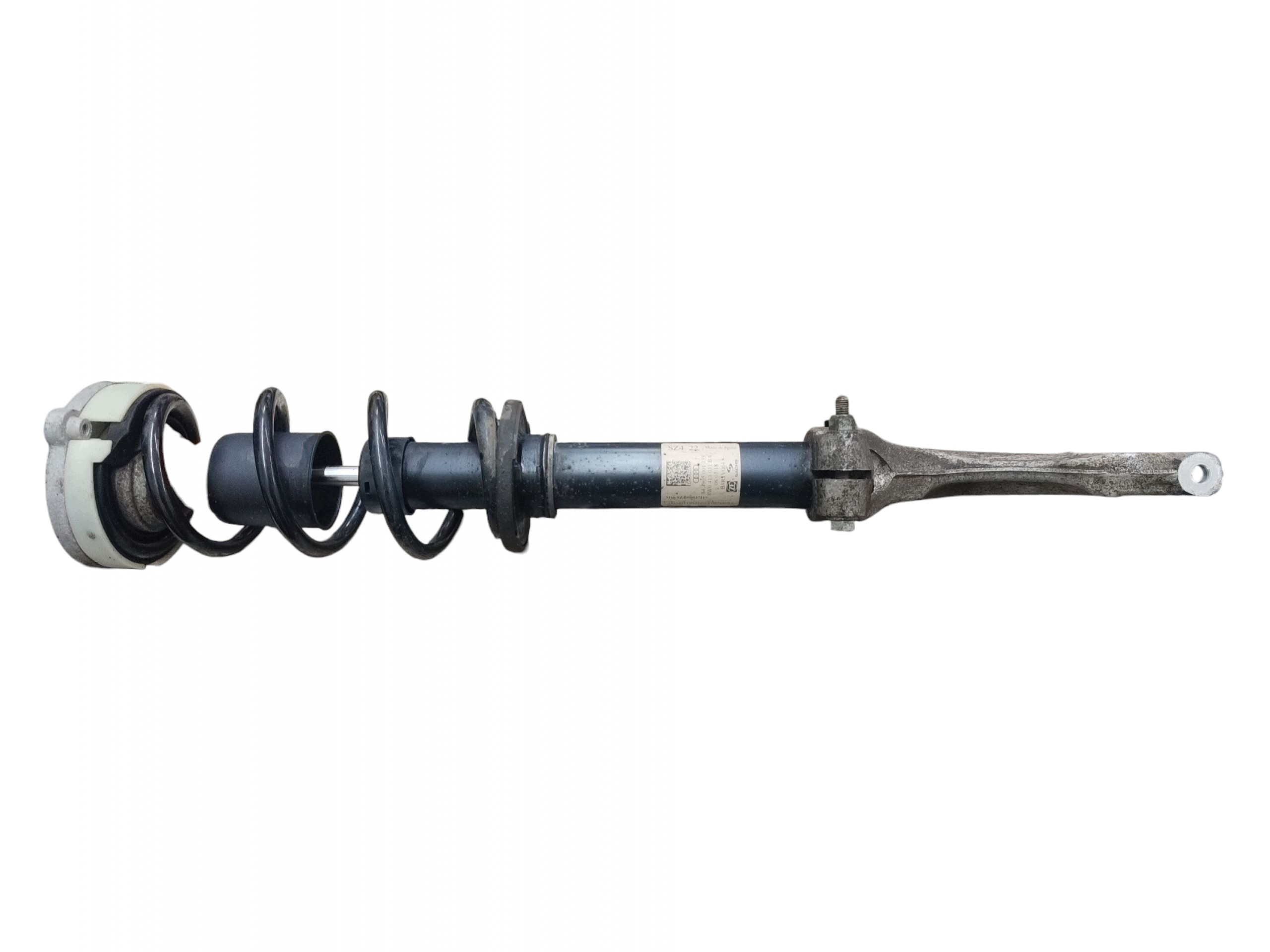 shock absorber left front AUDI A4 B9 2.0 TDI 150KM 8W0413031BA 8W0413037
