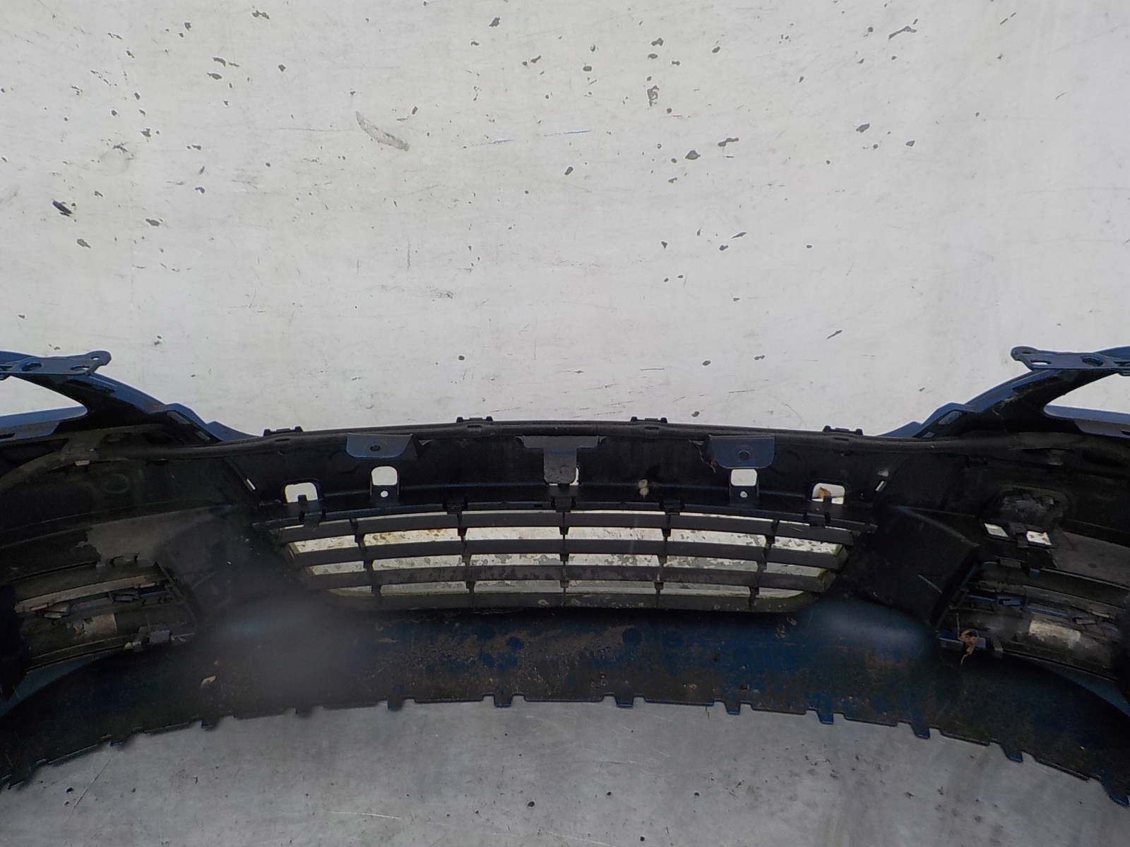96 VOLKSWAGEN EOS bumper front front below XSENON washers