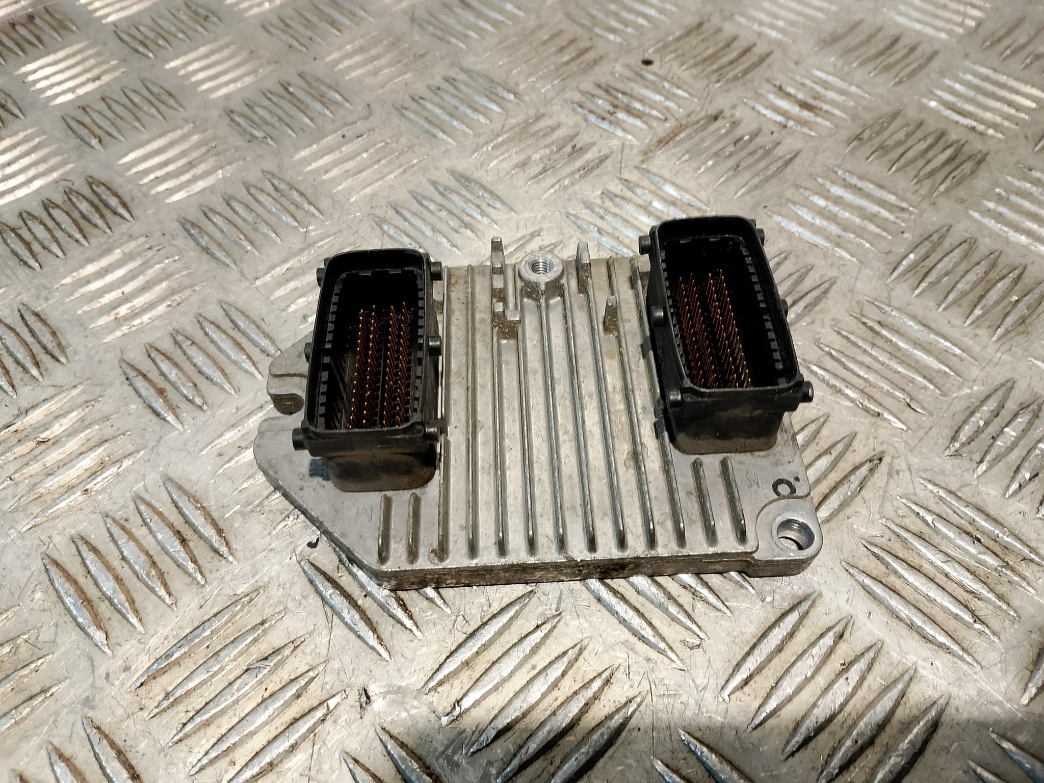 unité de commande électronique uce moteur OPEL VECTRA C 1.8 B 5WK9182