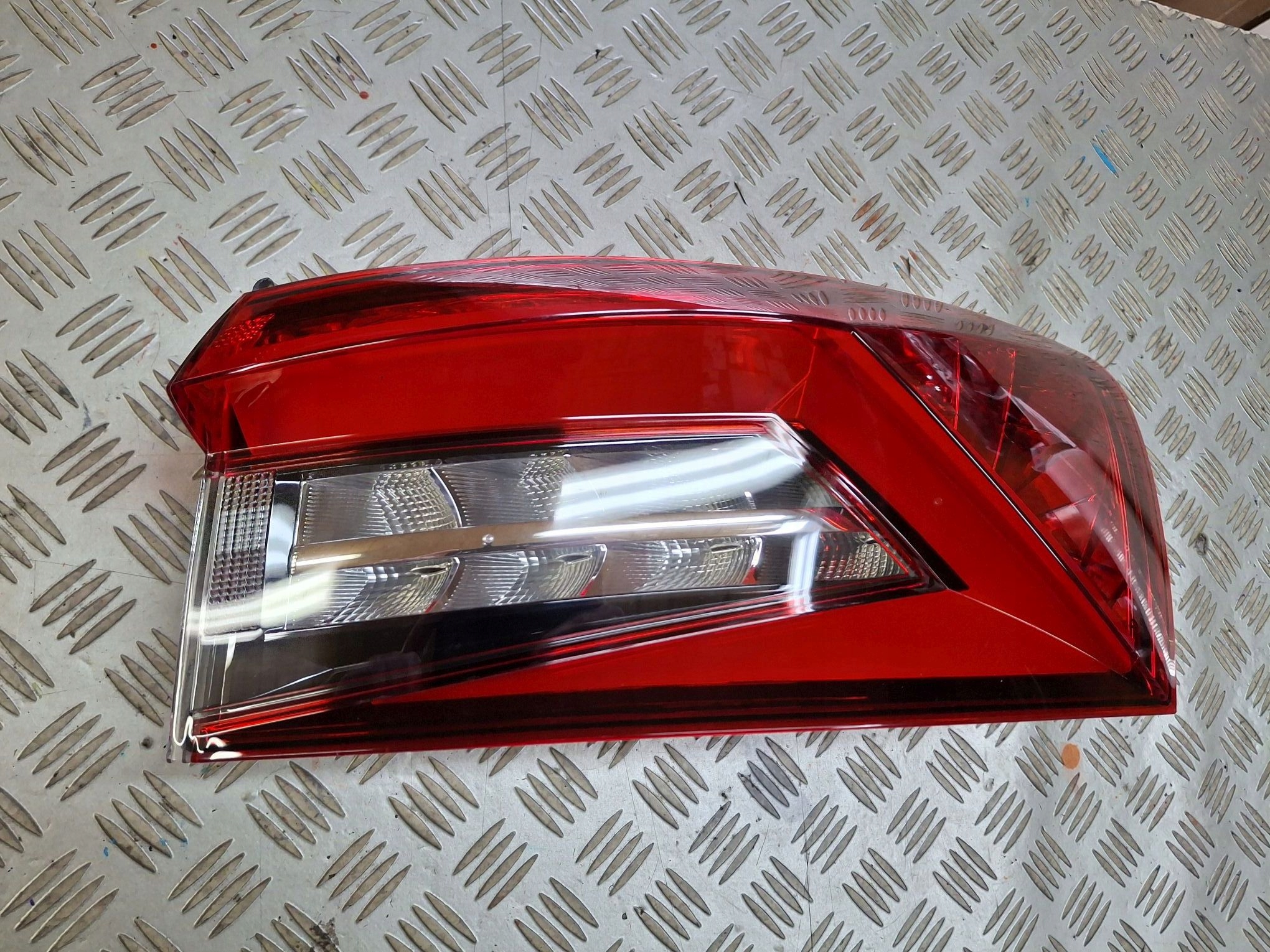 light rear right NAROZNA LED SKODA KODIAQ 2016R->