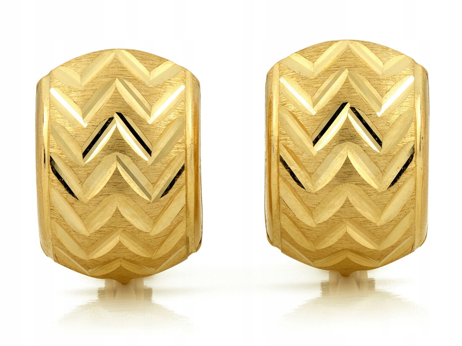 Náušnice Zlaté pro ženu 585 anglické plechy zdobené jedličkou