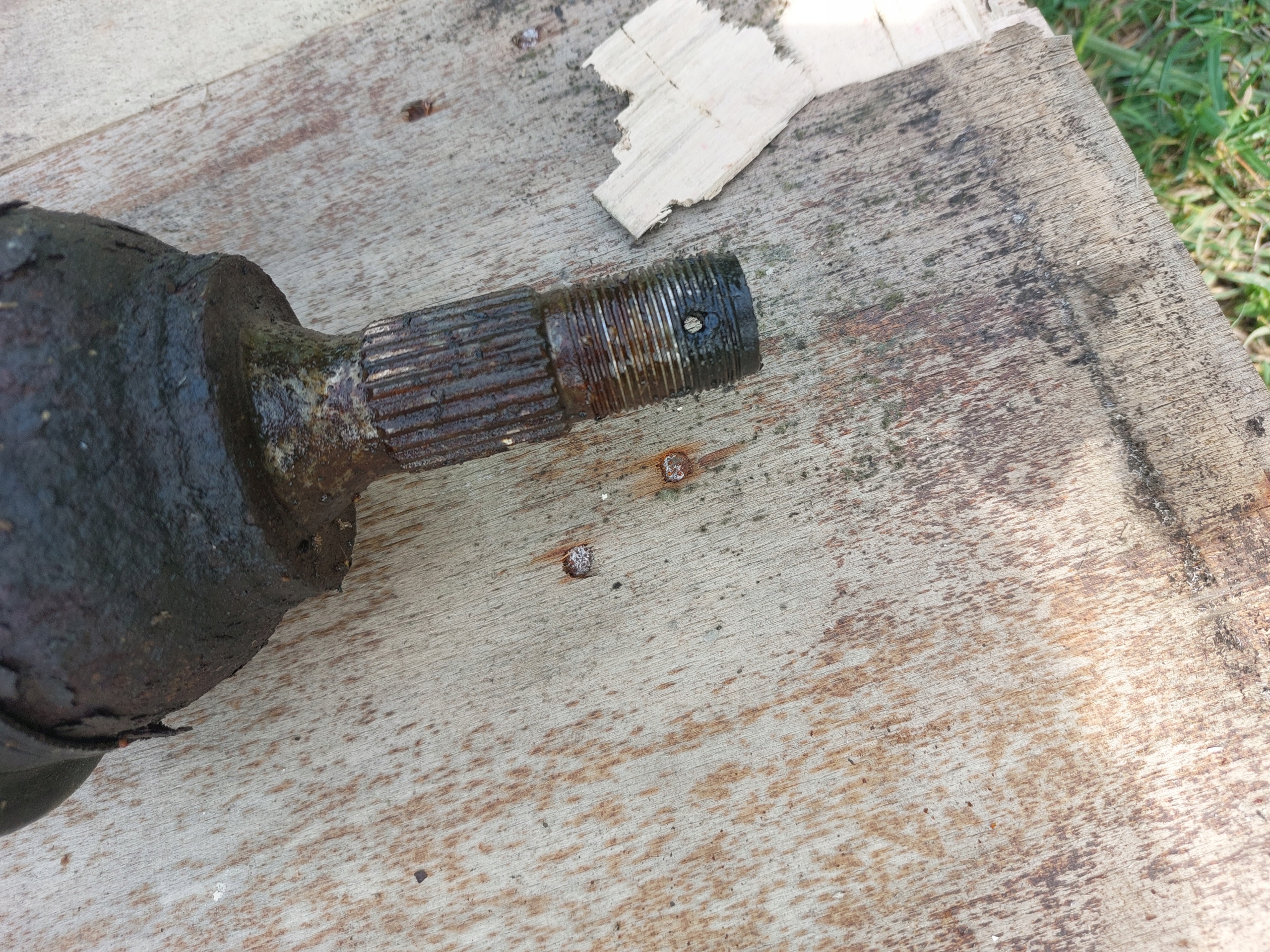 BERLINGO III 1.6 HDI semi-axis right 9660782880