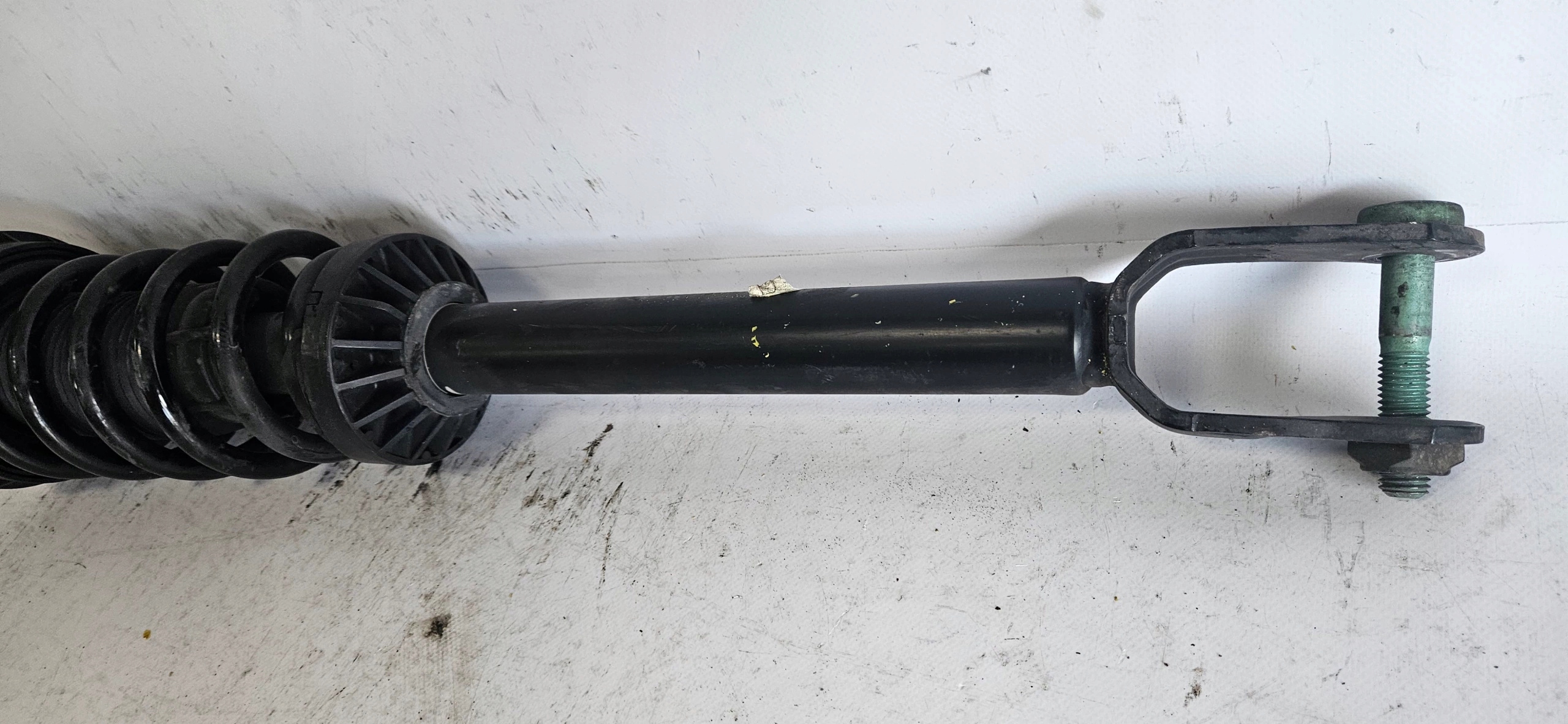 shock absorber right front JAGUAR XE 15
