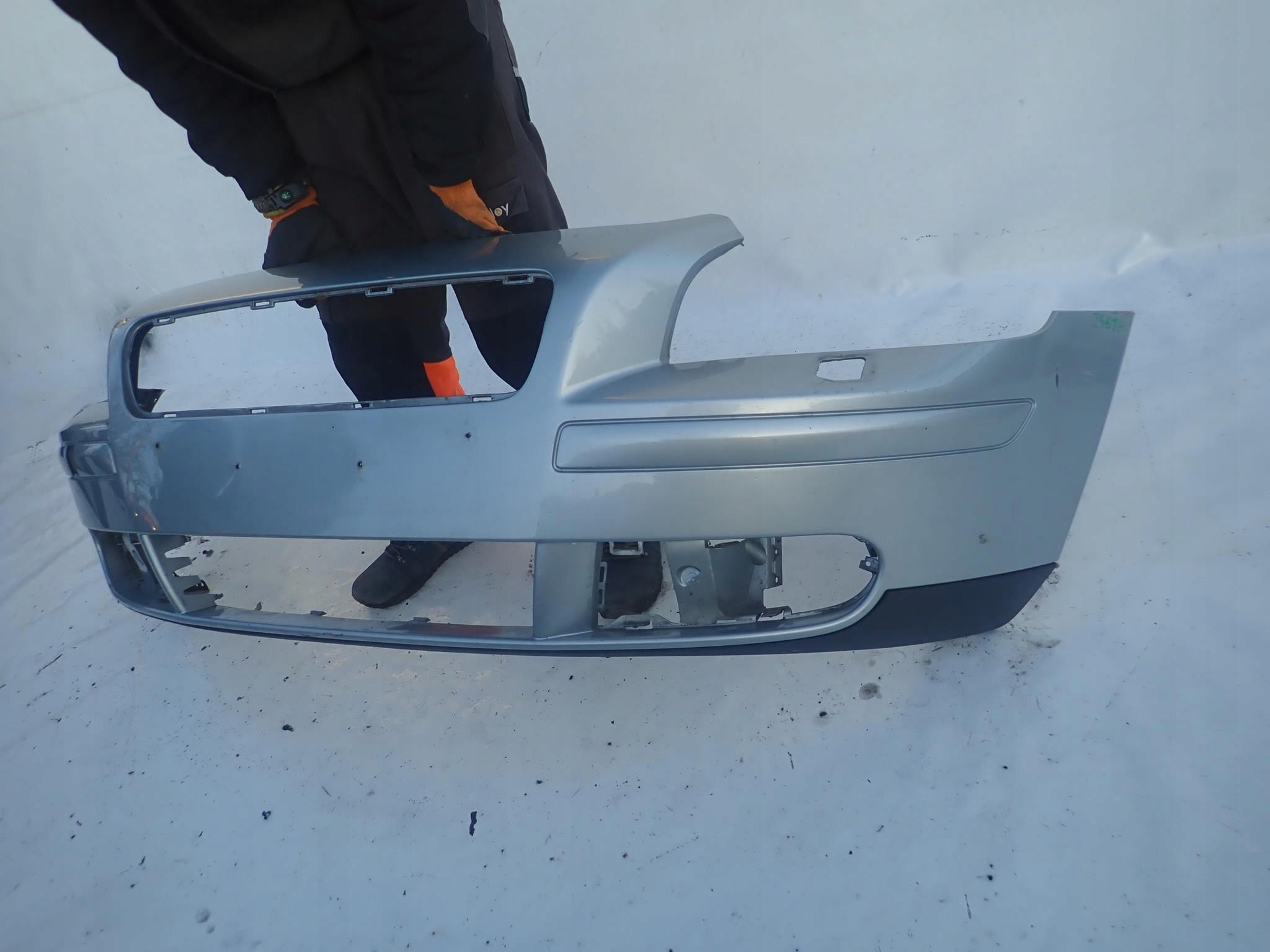 VOLVO V50 04-07 bumper front front washer