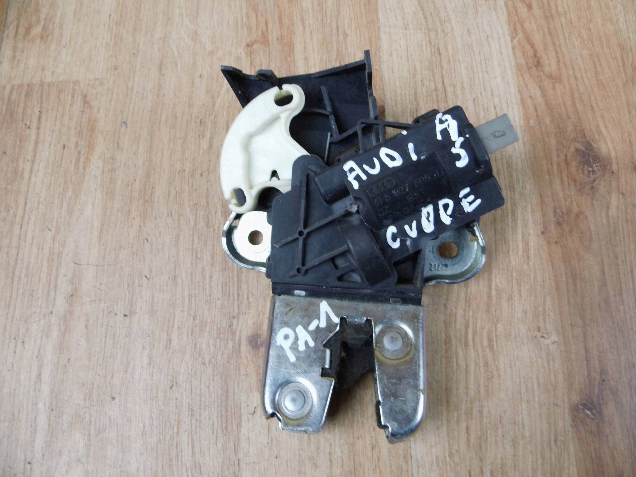 Audi A5 2007-2011 COUPE lock rygiel bonnet boot rear part rear 4F5827505D