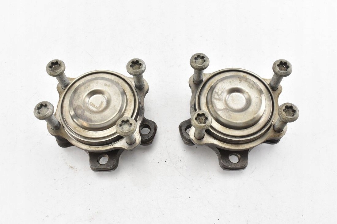 PIASTA LOZYSKO KOLA PRZOD 6871191 BMW G01 G20 G30