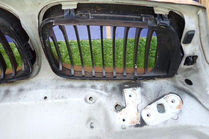 BMW E46 Berline KOMBI LIFT 01- Capot