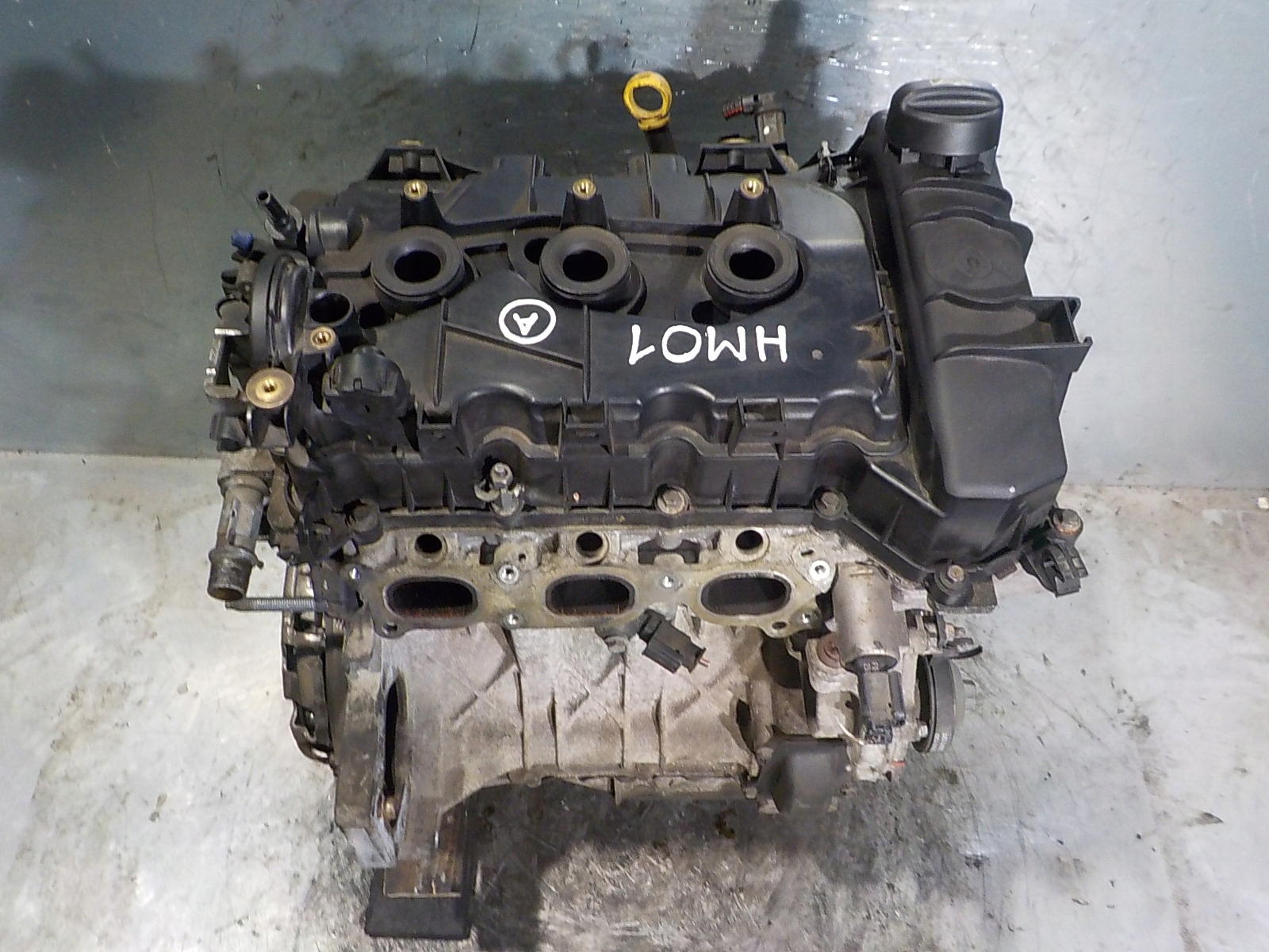 PEUGEOT 208 2008 CITROEN C3 III DS3 engine 1.2 PURETECH VTI HM01 HMZ 120TYS