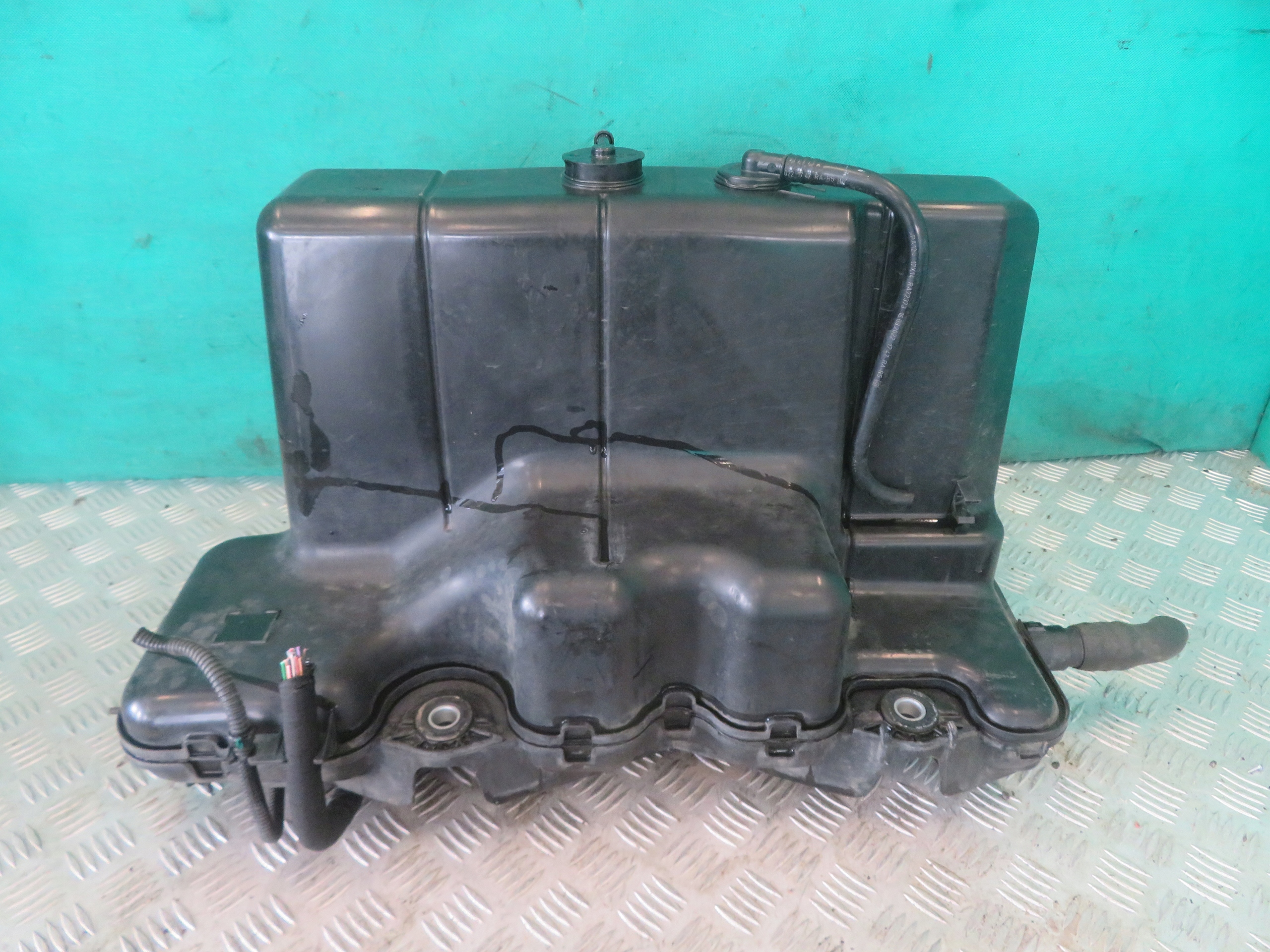 serbatoio LIQUIDO ADBLUE RENAULT MASTER OPEL MOVANO 208S85661R