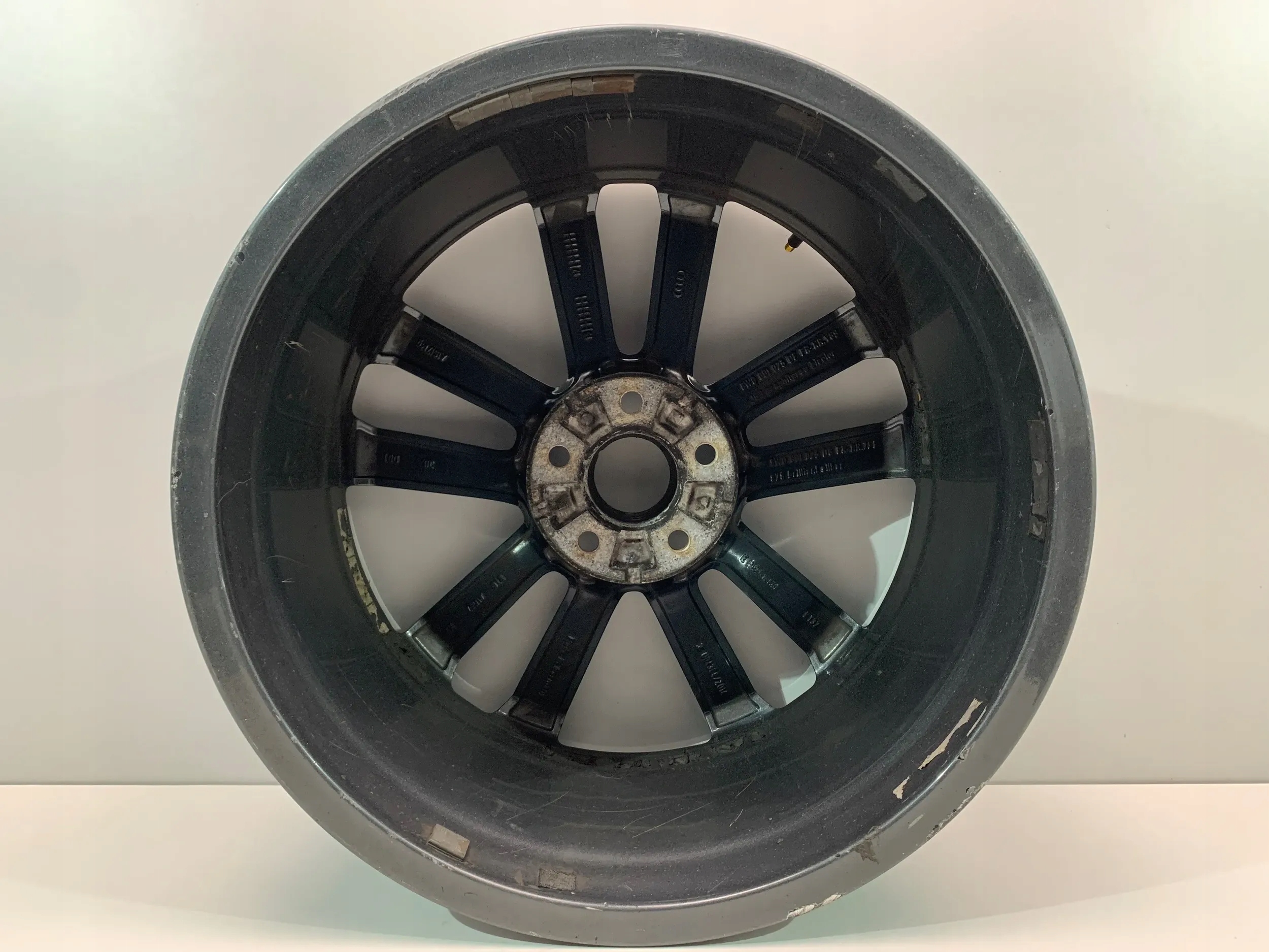 AUDI S5 A5 8W S4 A4 B9 FELGA ALUMINIOWA 8,5J R19 ET32 8W0601025DF Rozstaw śrub 5x112