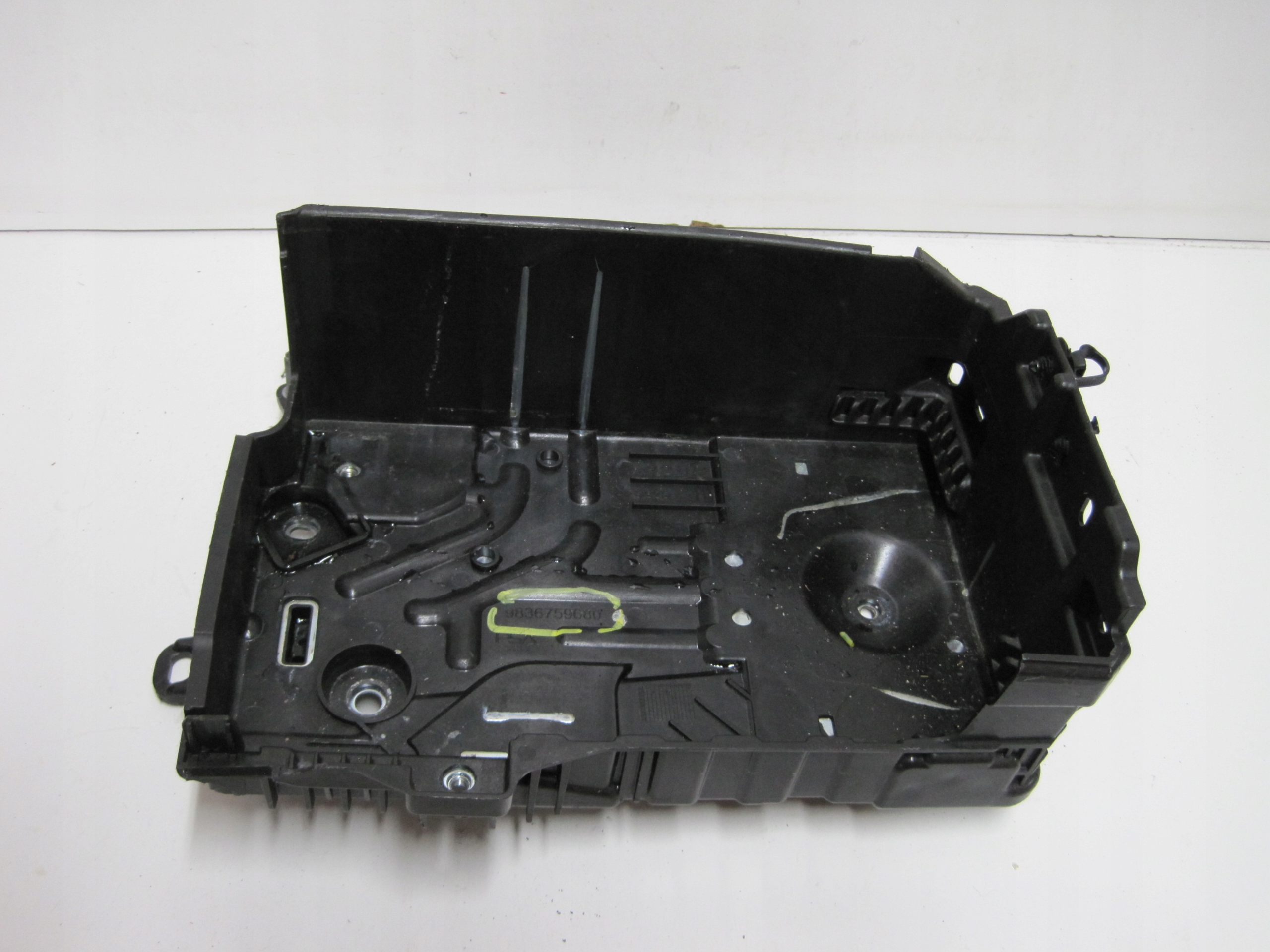 držač akumulatora CITROEN PEUGEOT 9836759680